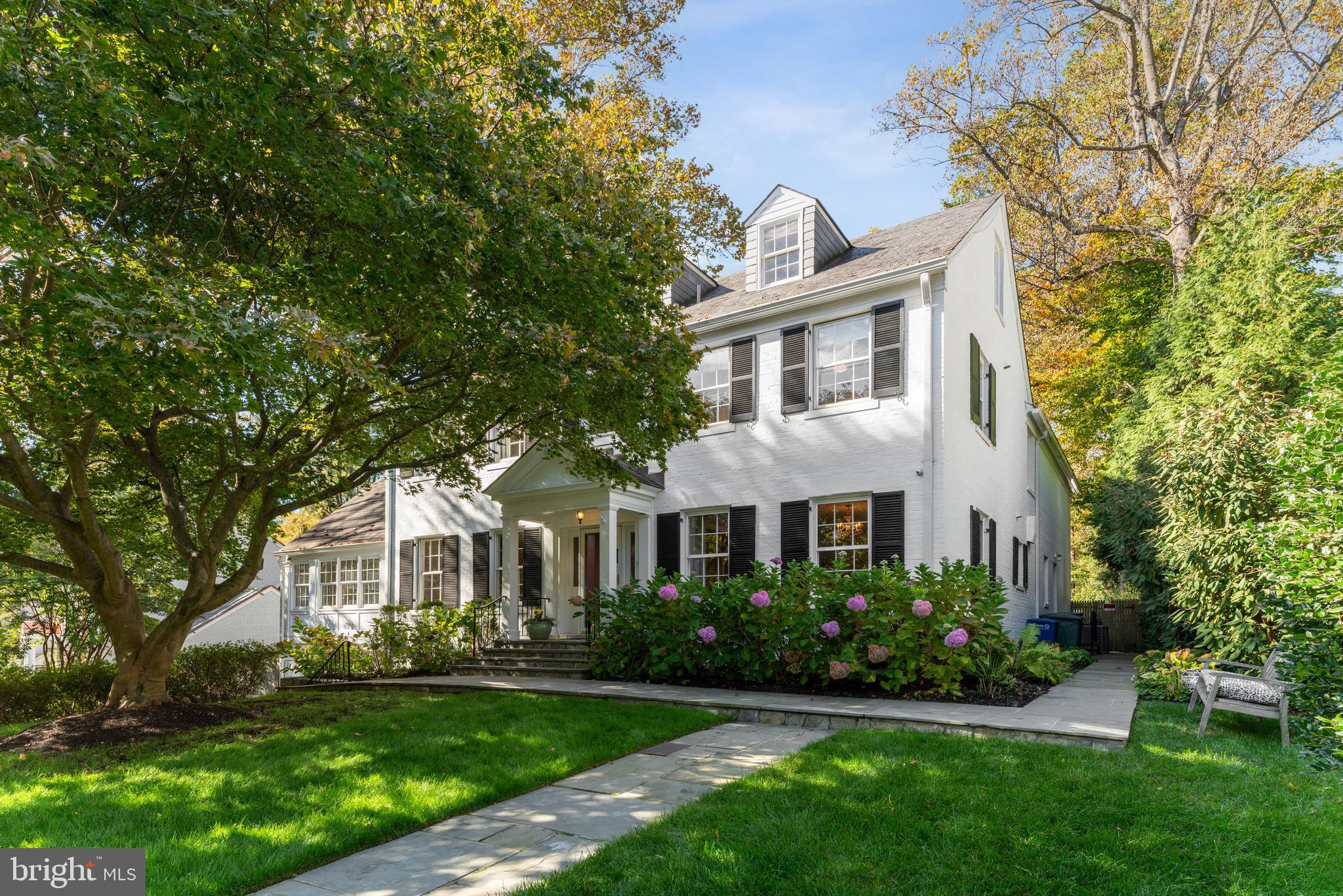 SPRING VALLEY - Residential