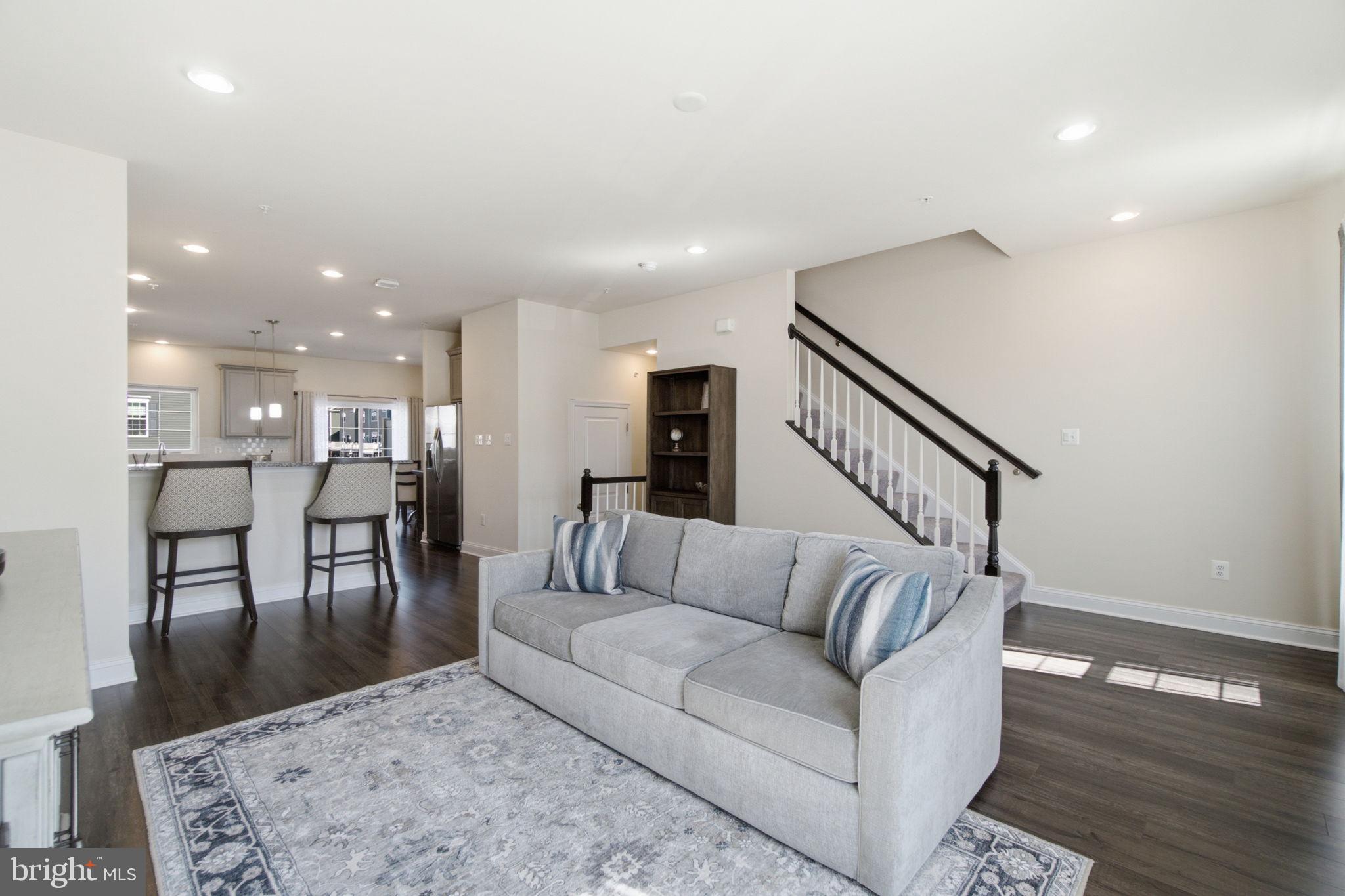WESTVIEW SOUTH - Residential