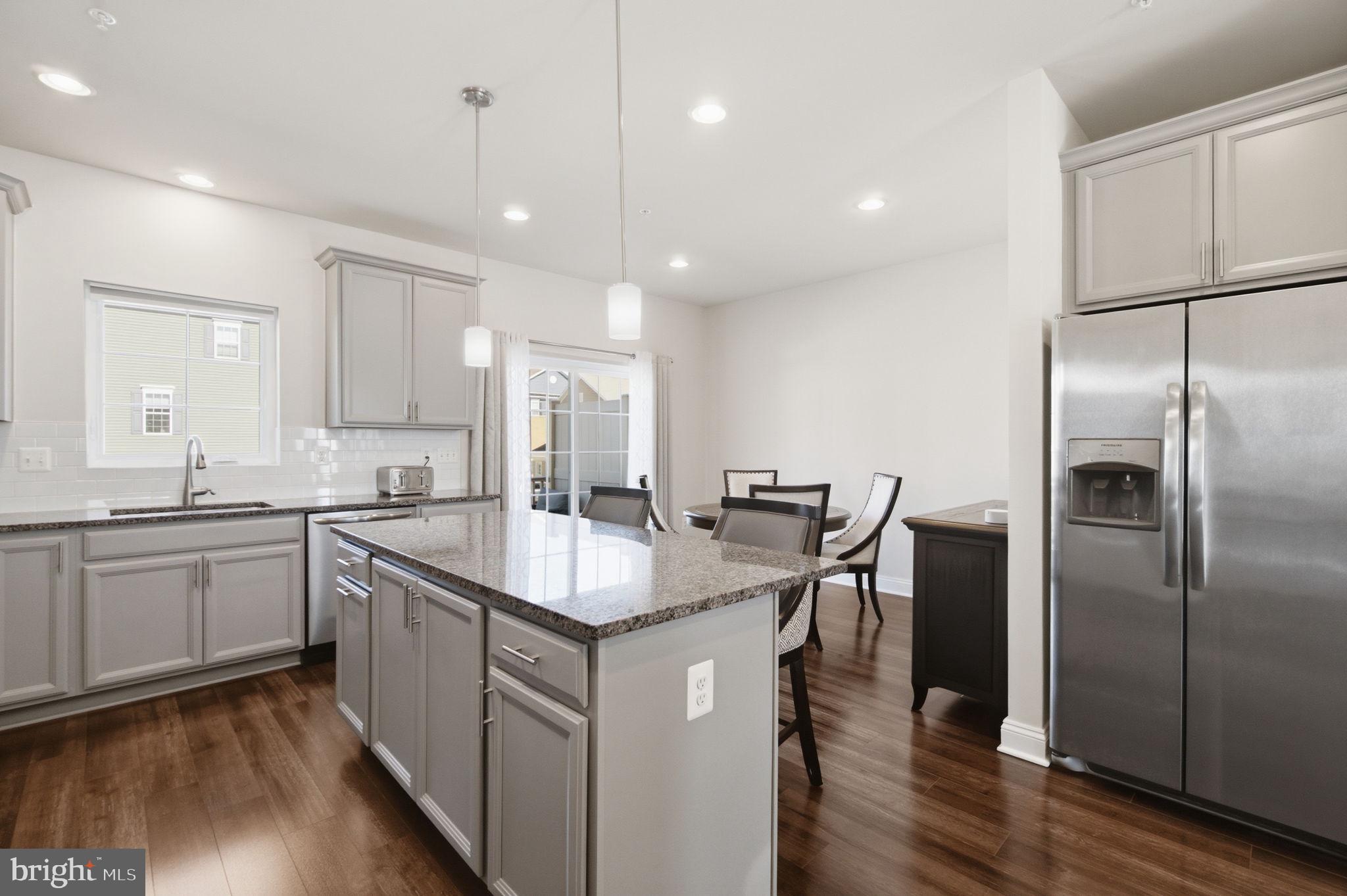 WESTVIEW SOUTH - Residential