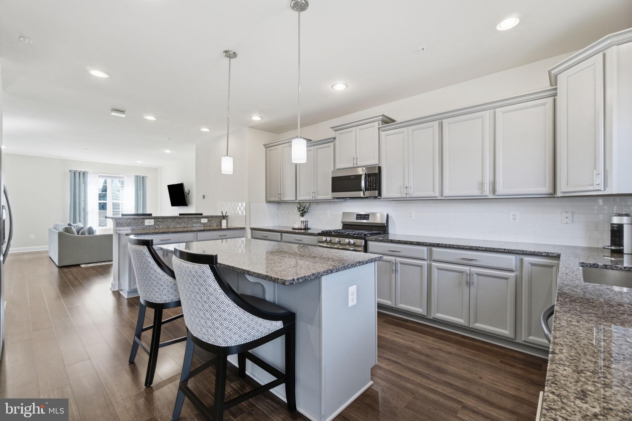 WESTVIEW SOUTH - Residential