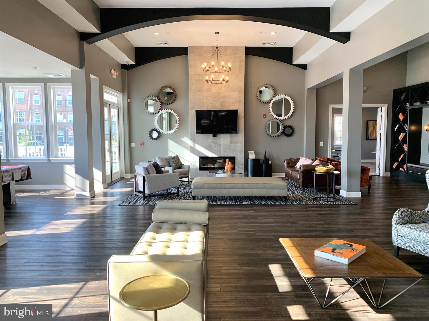 WESTVIEW SOUTH - Residential