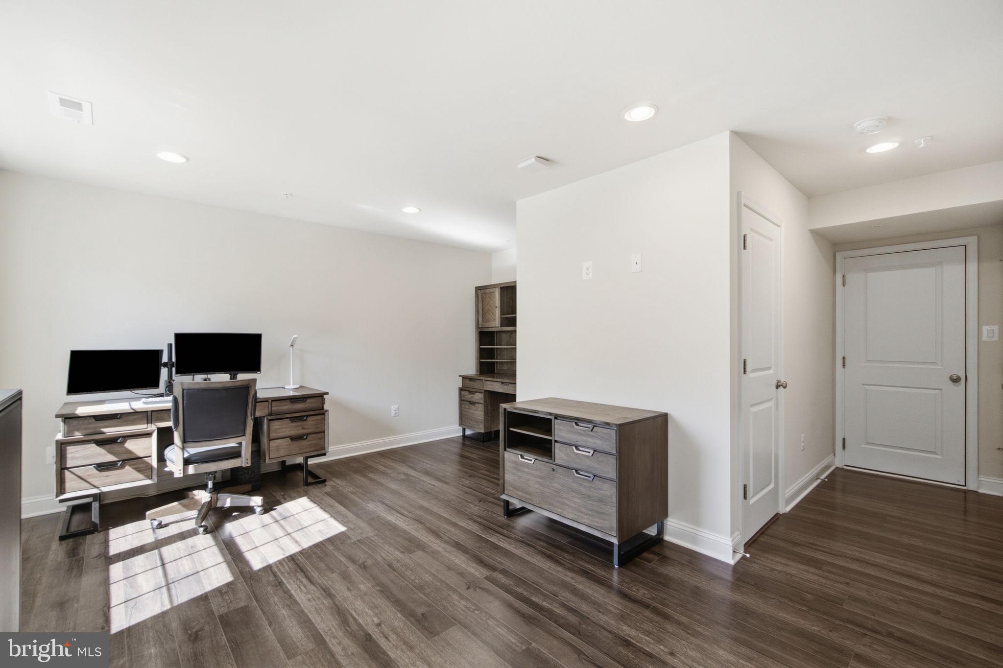 WESTVIEW SOUTH - Residential