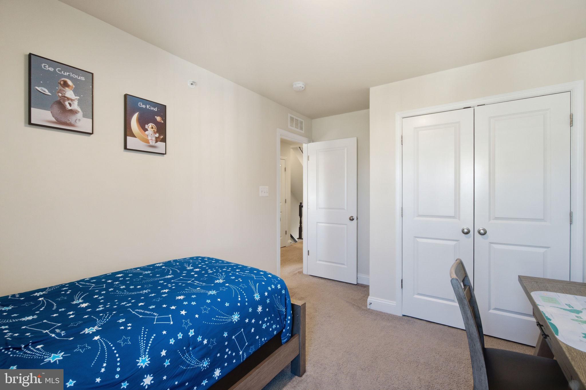 WESTVIEW SOUTH - Residential