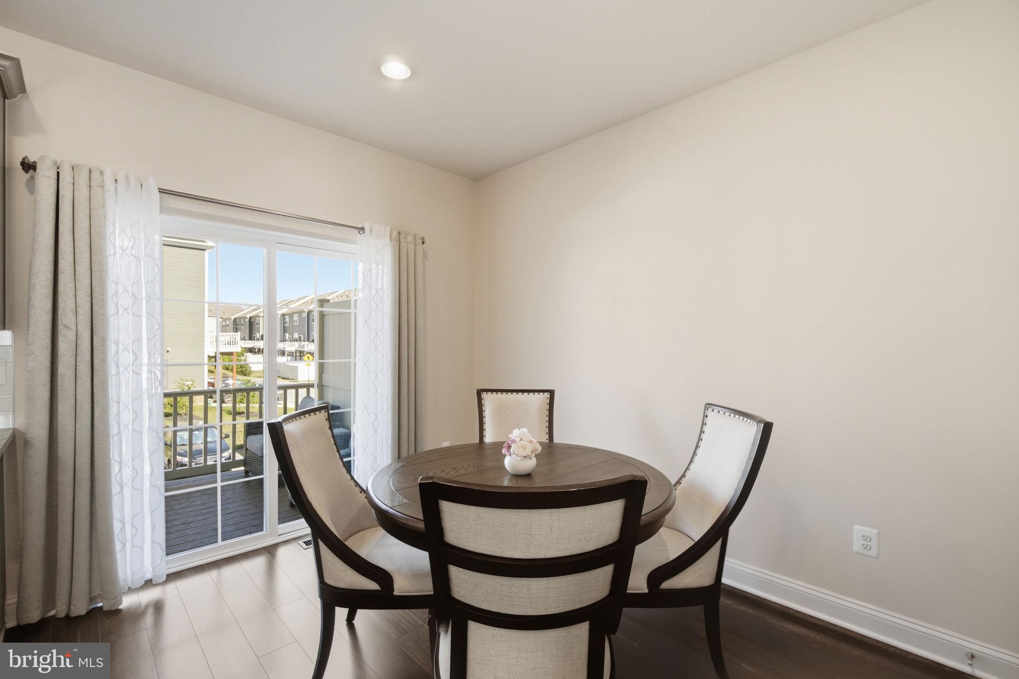 WESTVIEW SOUTH - Residential