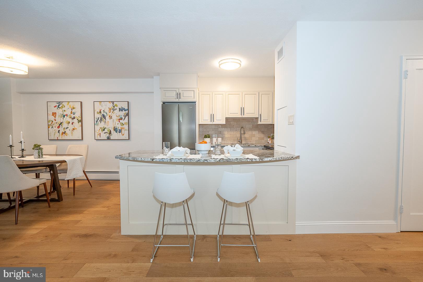 RITTENHOUSE SQUARE - Residential
