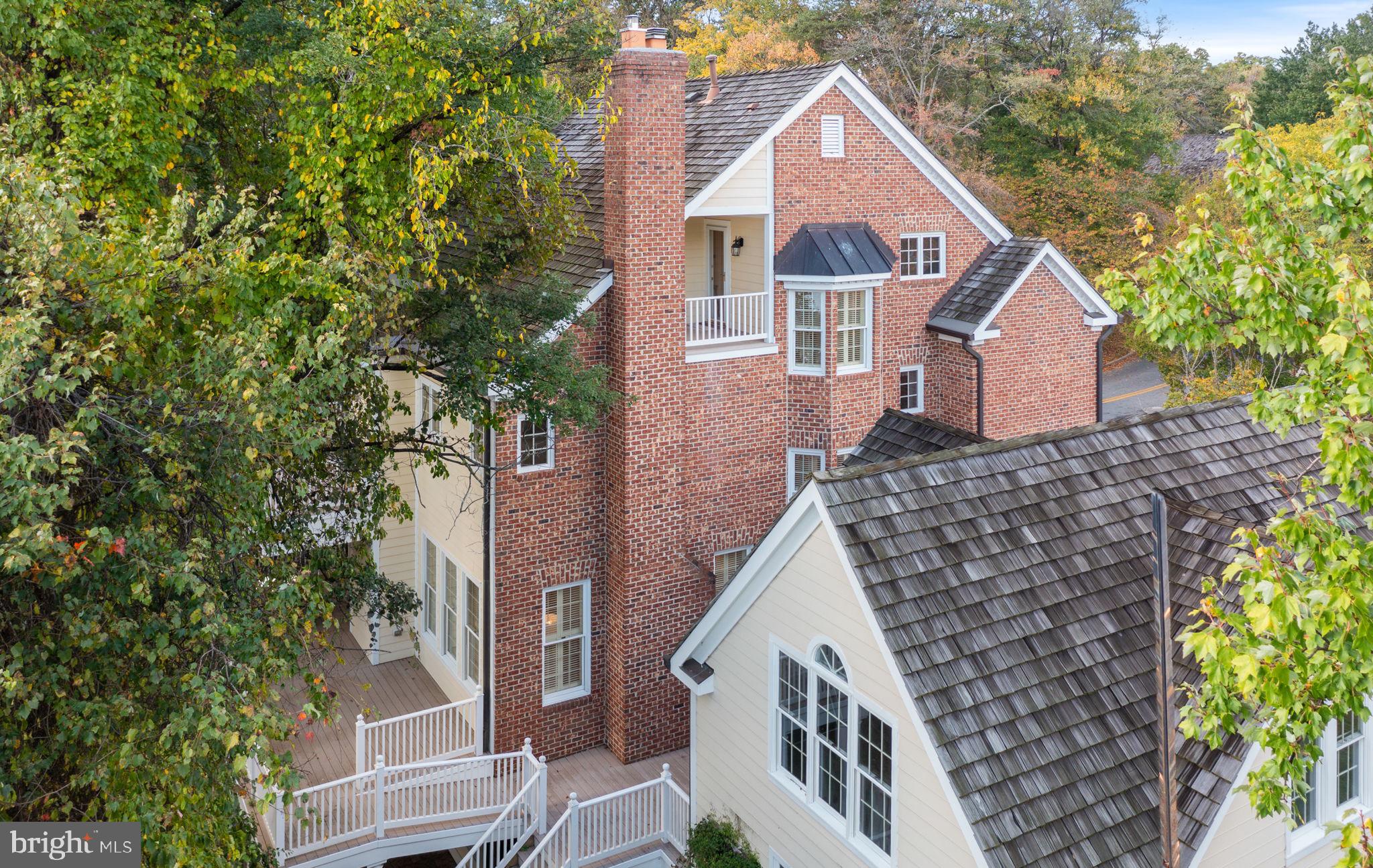 KENTLANDS - Residential