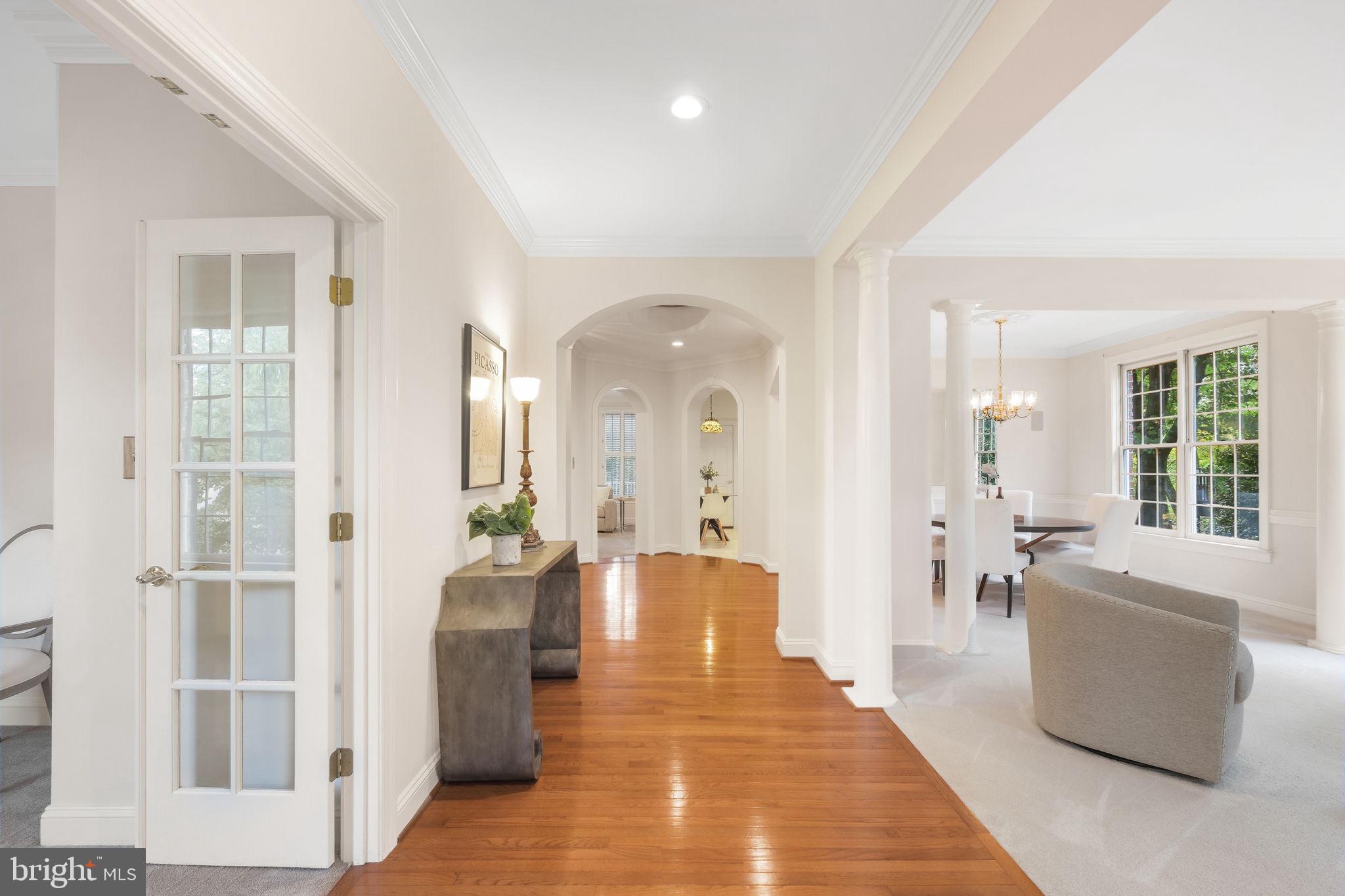 KENTLANDS - Residential