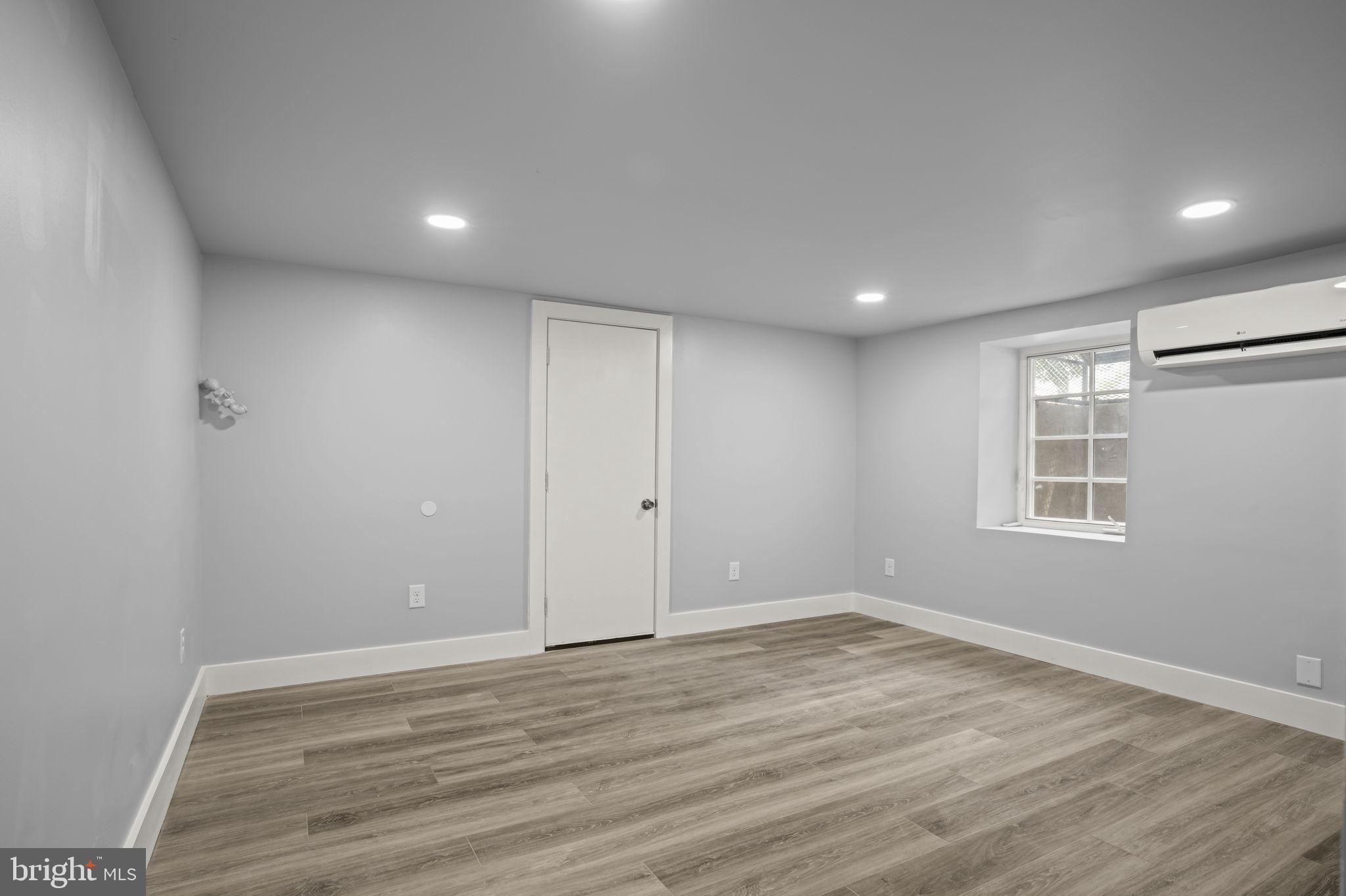 TACONY - Residential