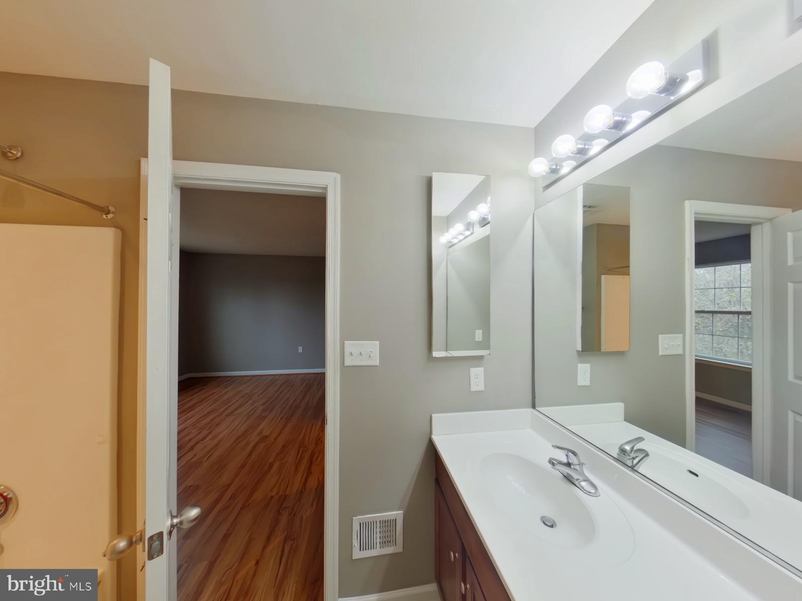 PRENTISS POINT - Residential Lease