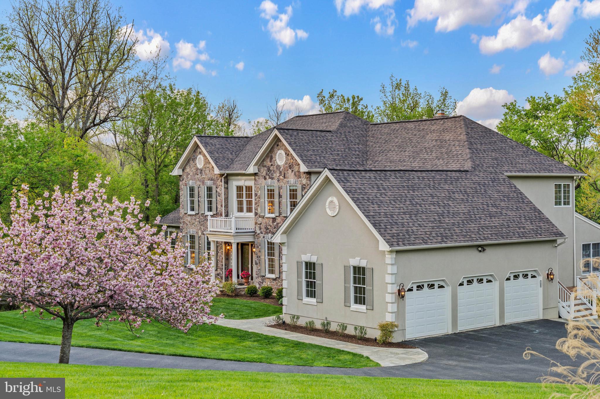HUNT VALLEY CHASE - Residential