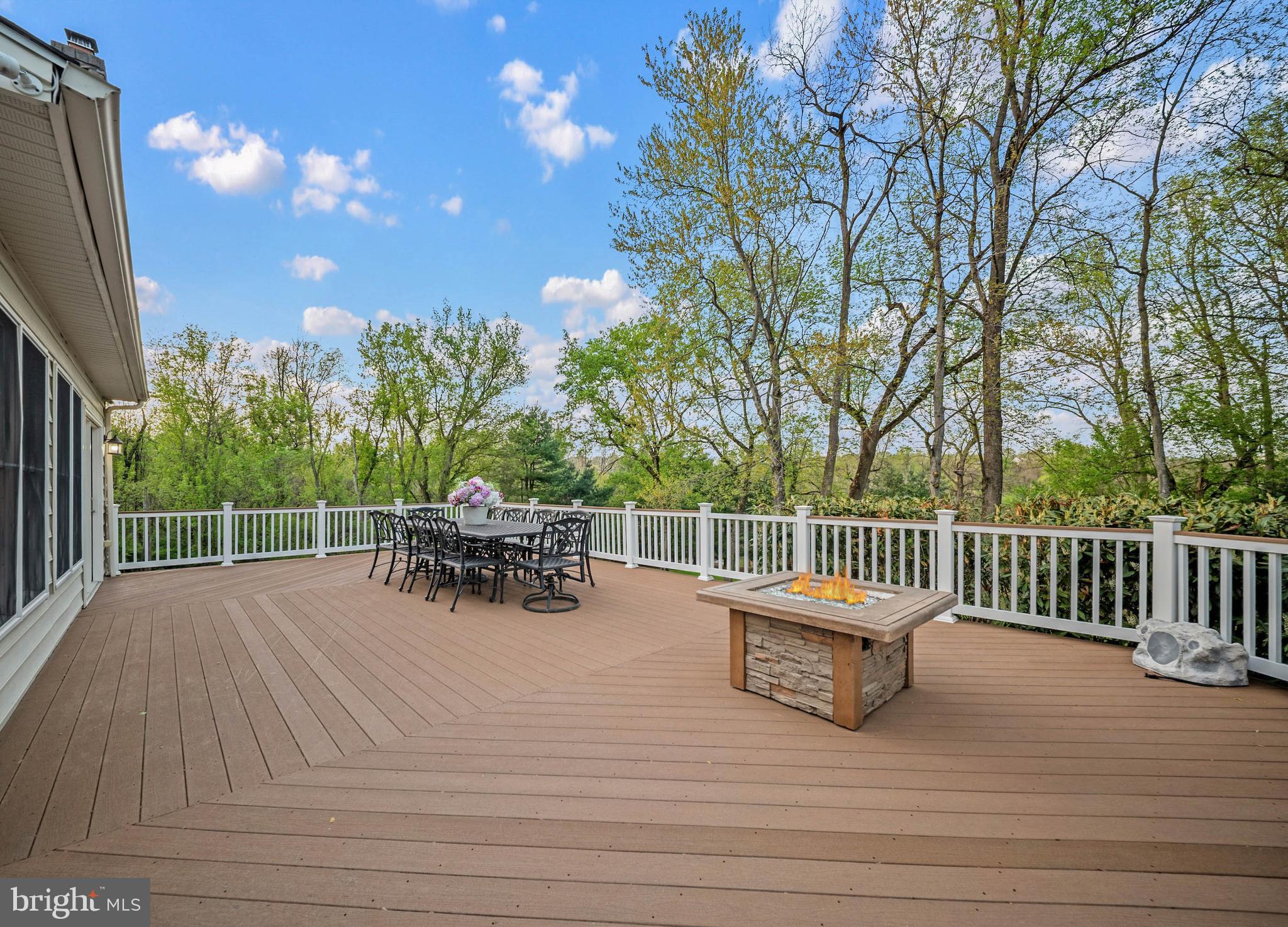 HUNT VALLEY CHASE - Residential