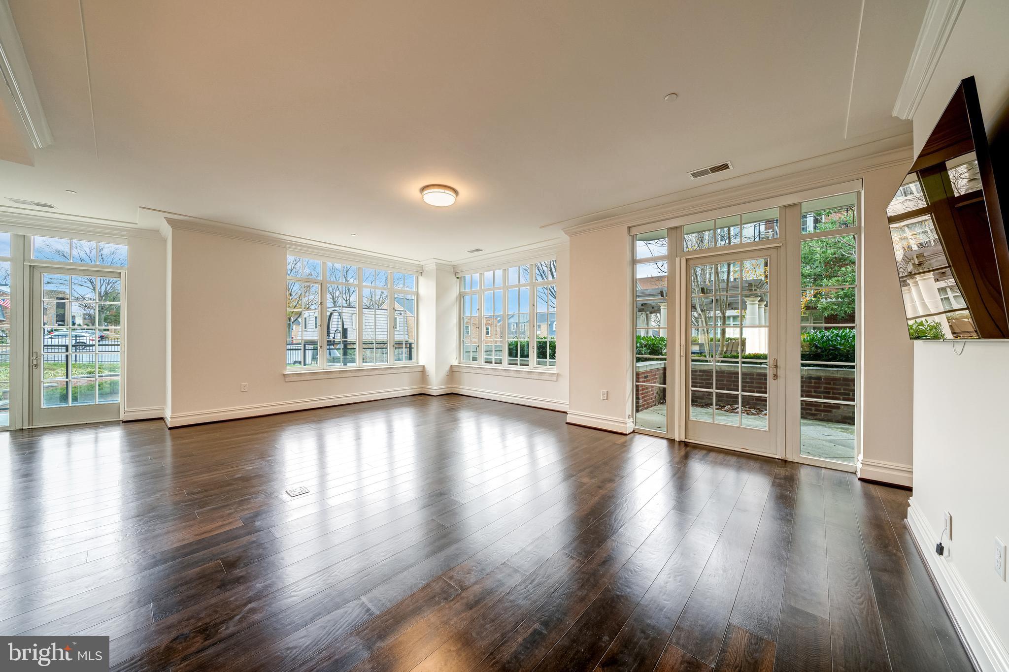 THE SIGNET - Residential Lease