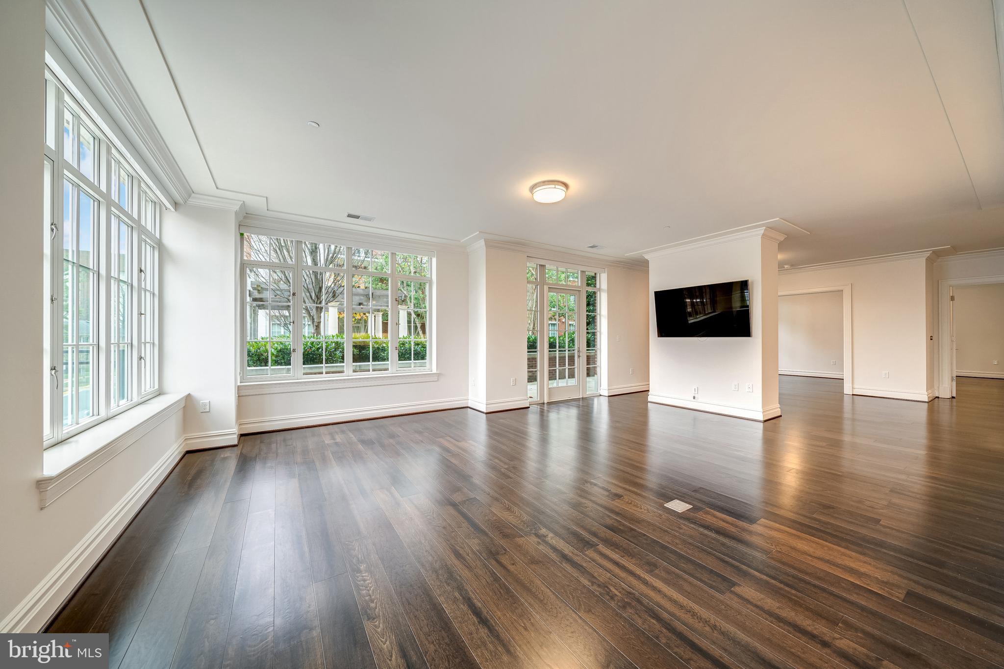 THE SIGNET - Residential Lease