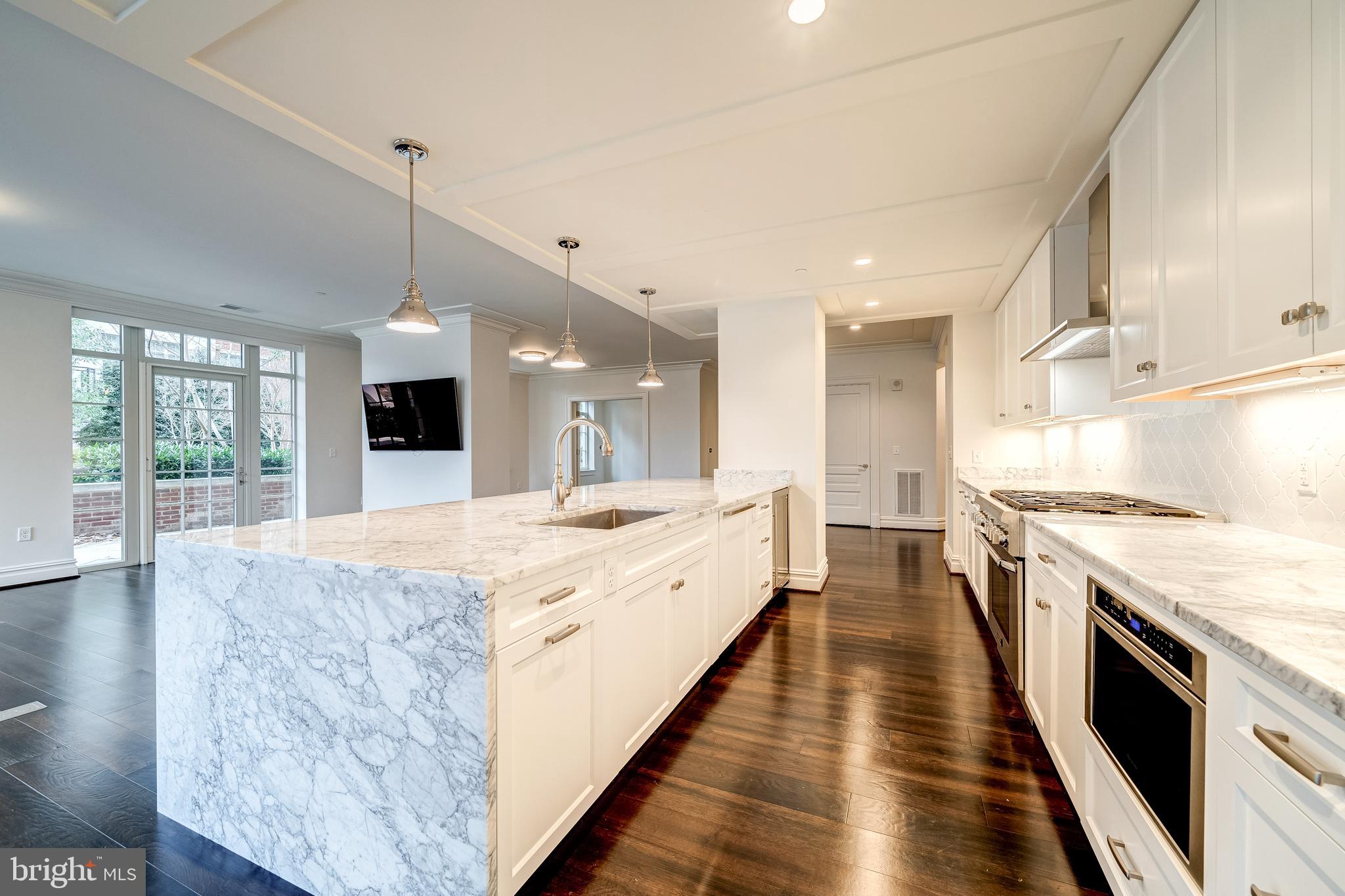 THE SIGNET - Residential Lease