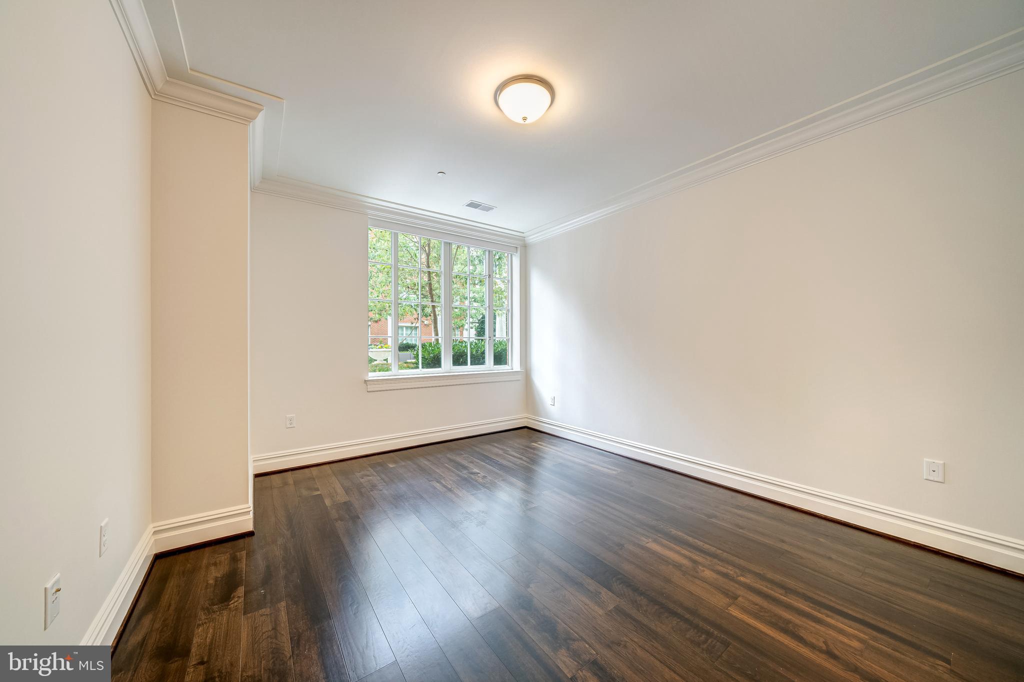 THE SIGNET - Residential Lease