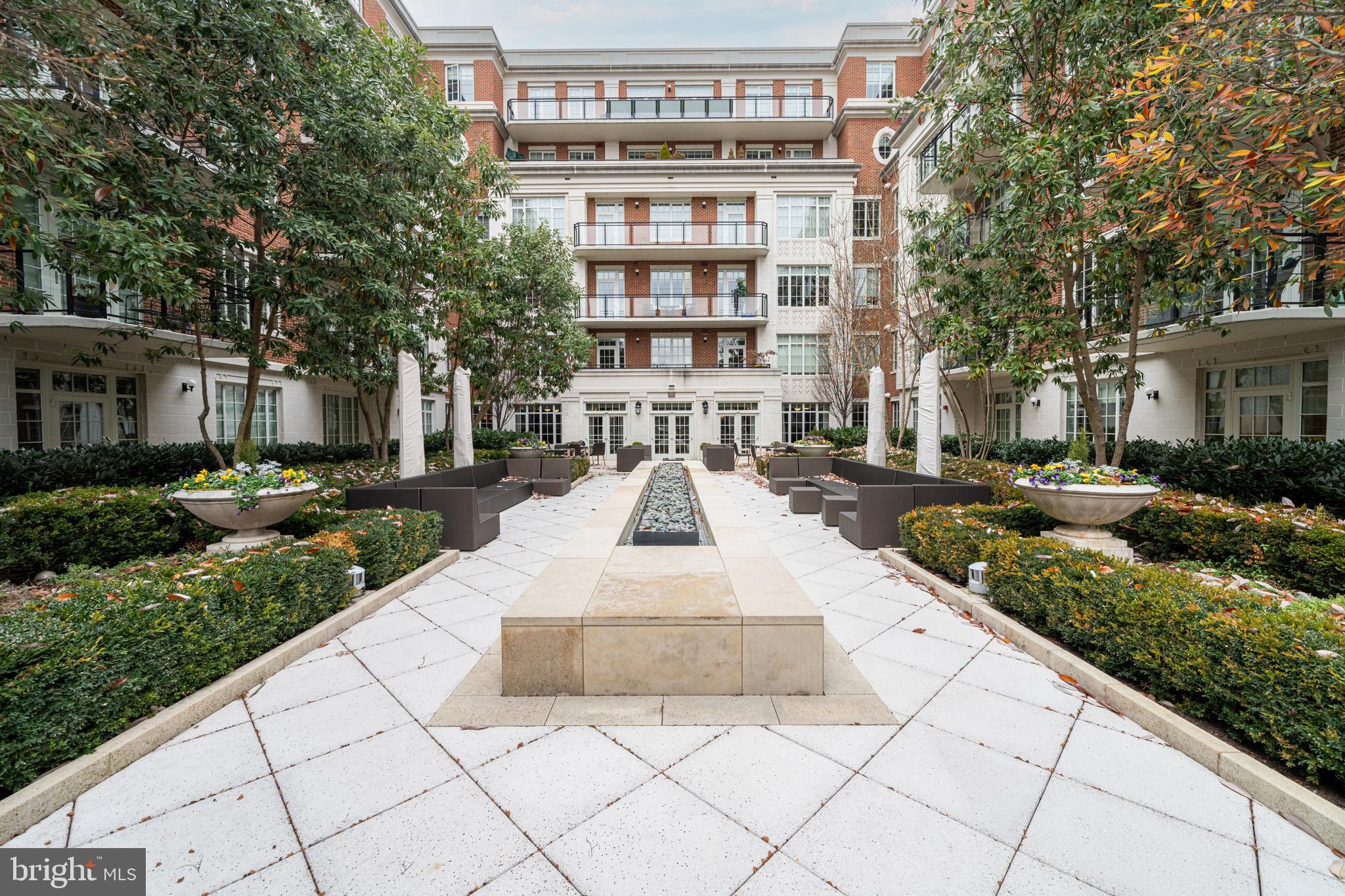 THE SIGNET - Residential Lease