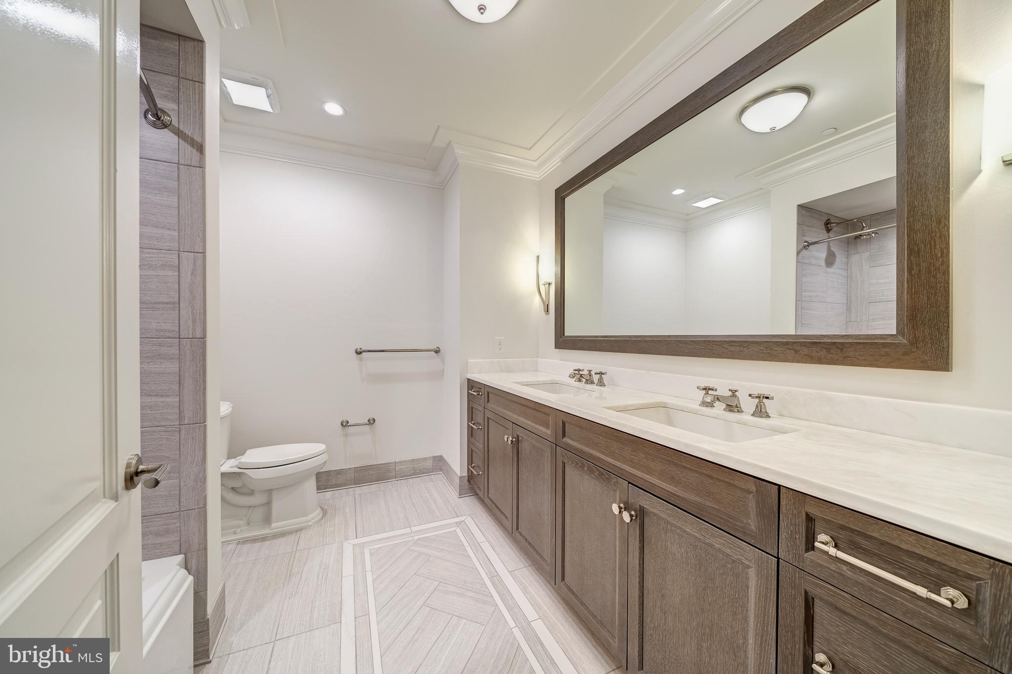THE SIGNET - Residential Lease