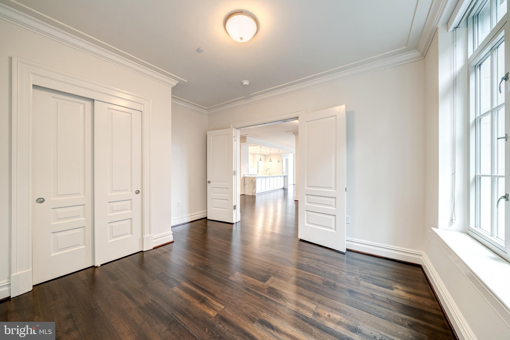 THE SIGNET - Residential Lease