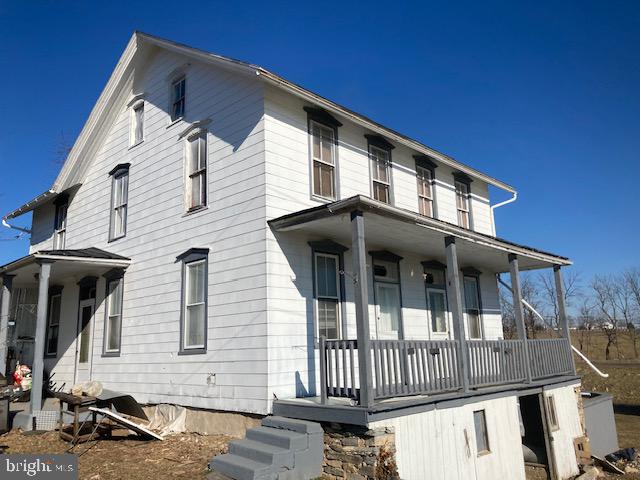 WARWICK TWP - Farm