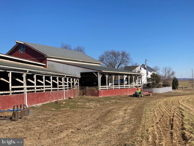 WARWICK TWP - Farm