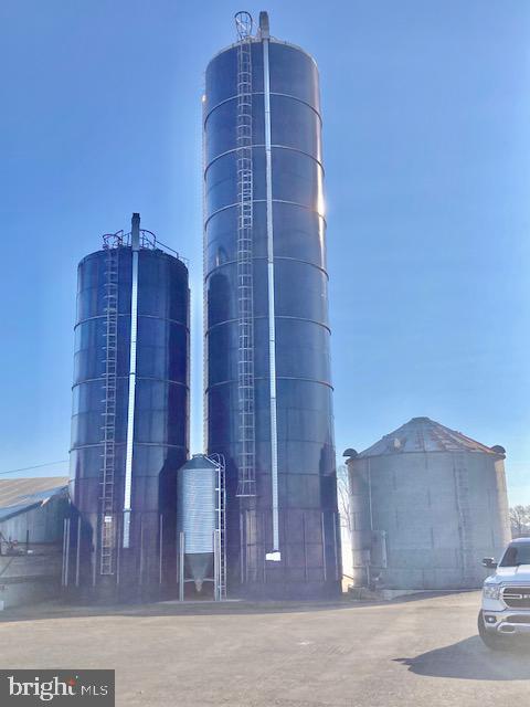 WARWICK TWP - Farm