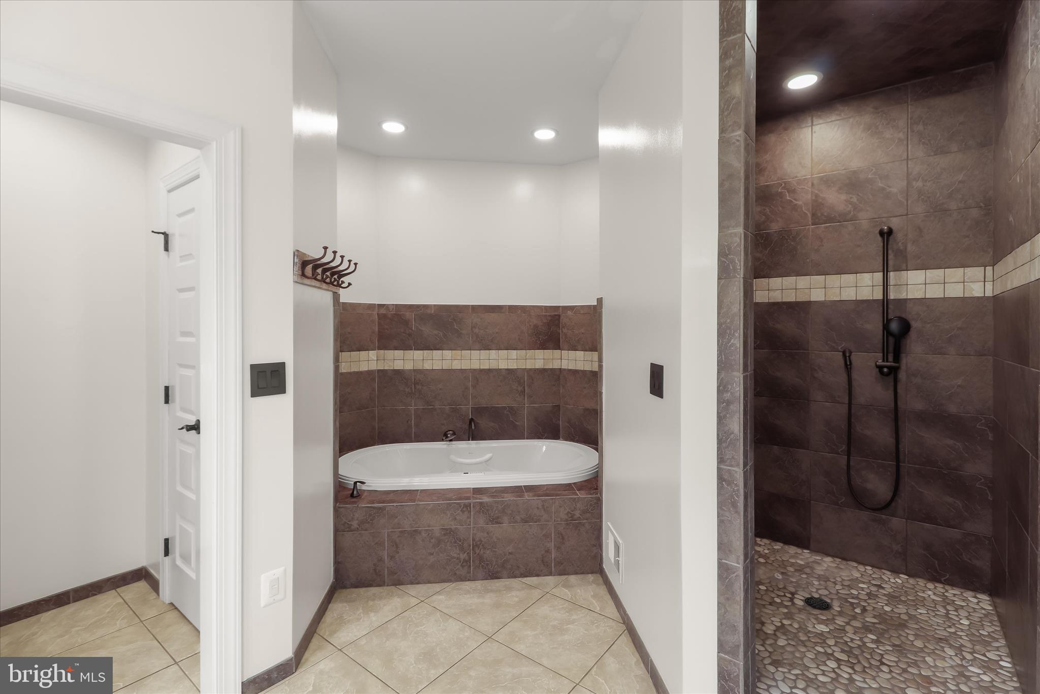 CHESTERFIELD - Residential