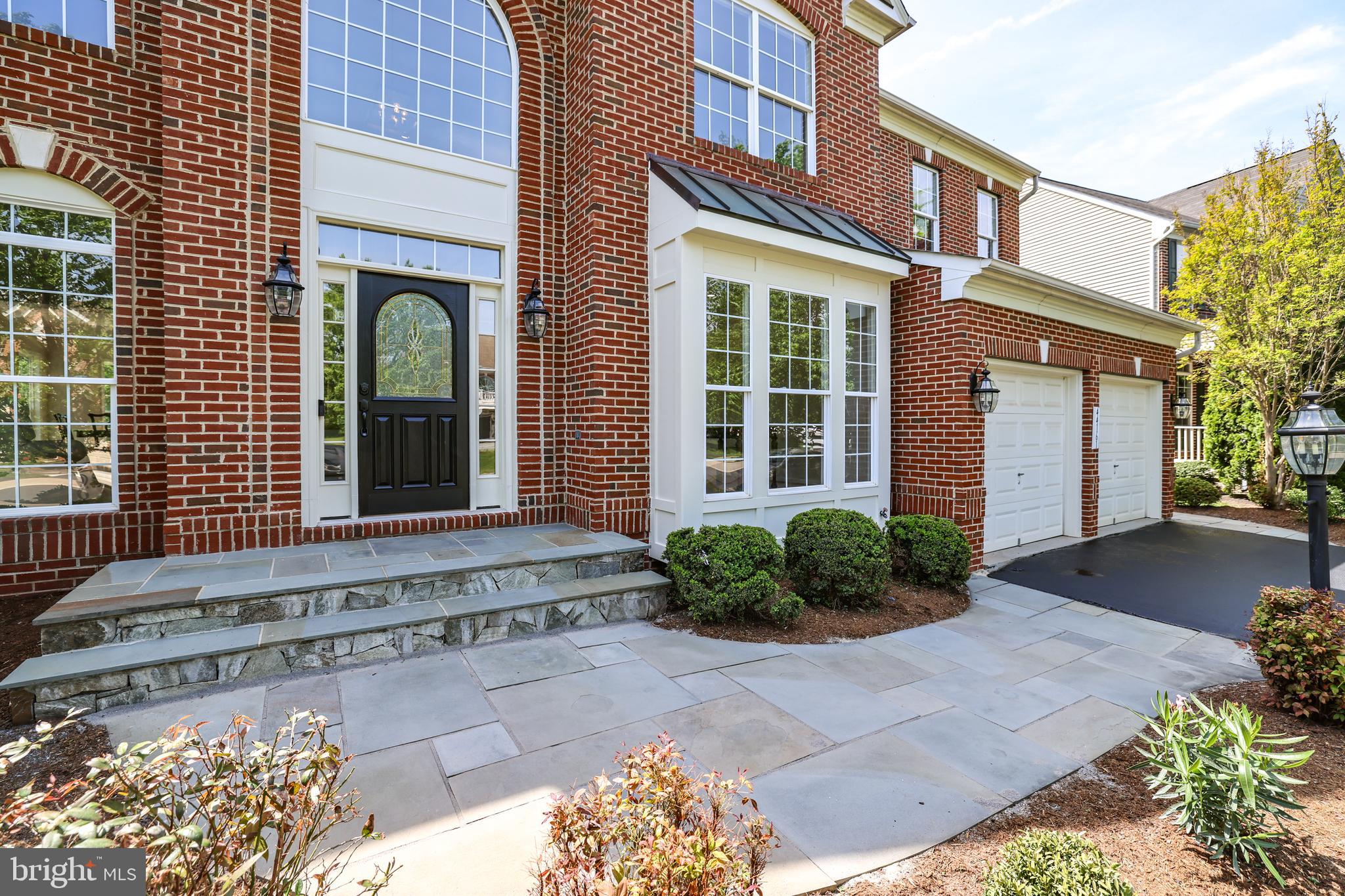 ASHBROOK VILLAGE - Residential