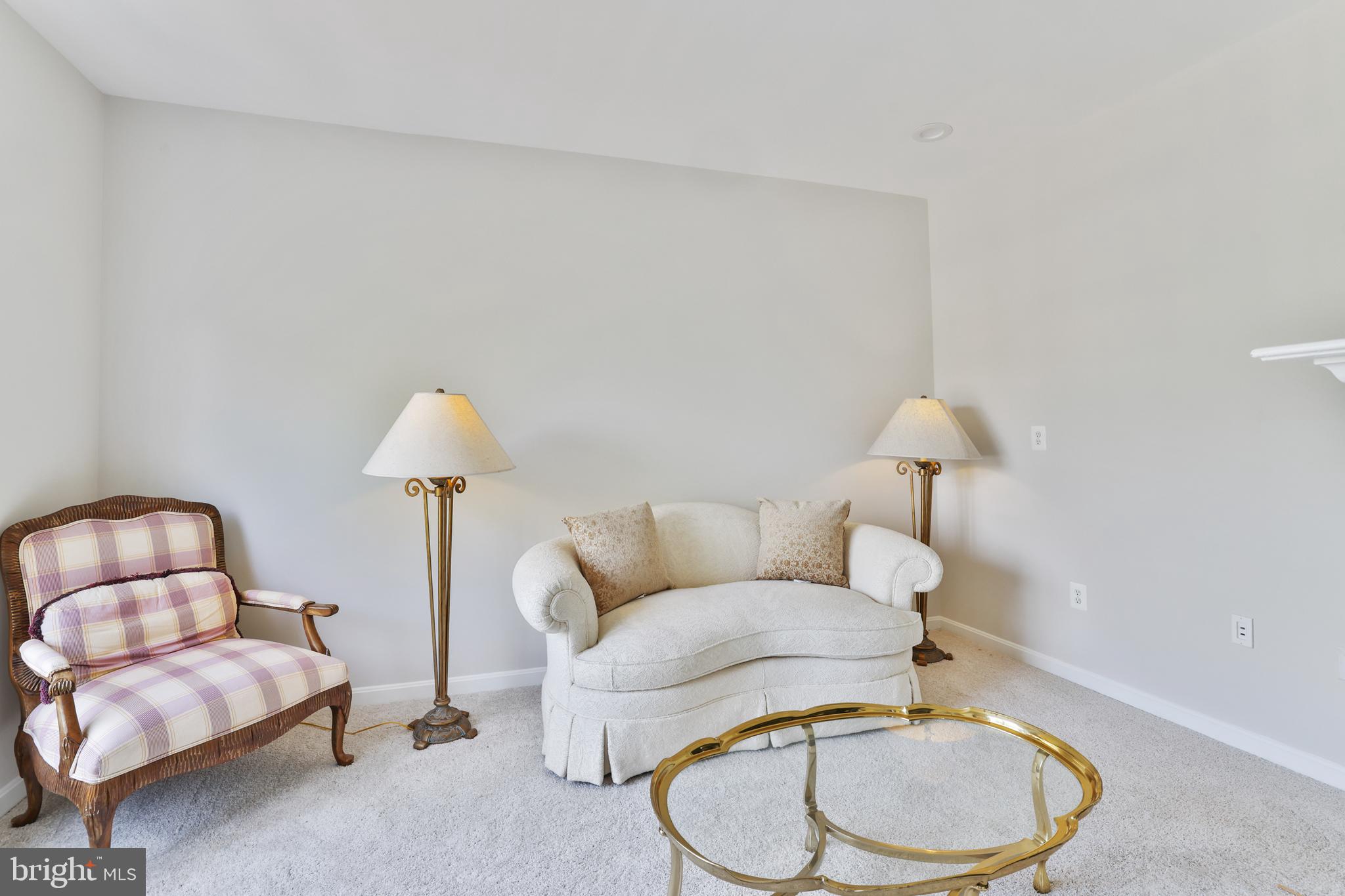 ASHBROOK VILLAGE - Residential
