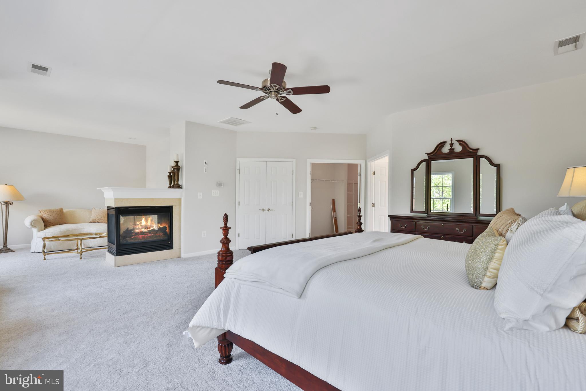 ASHBROOK VILLAGE - Residential