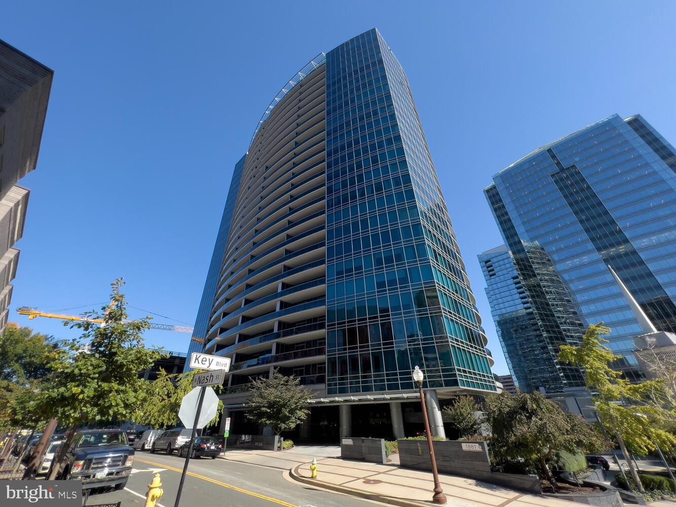 ROSSLYN - Residential