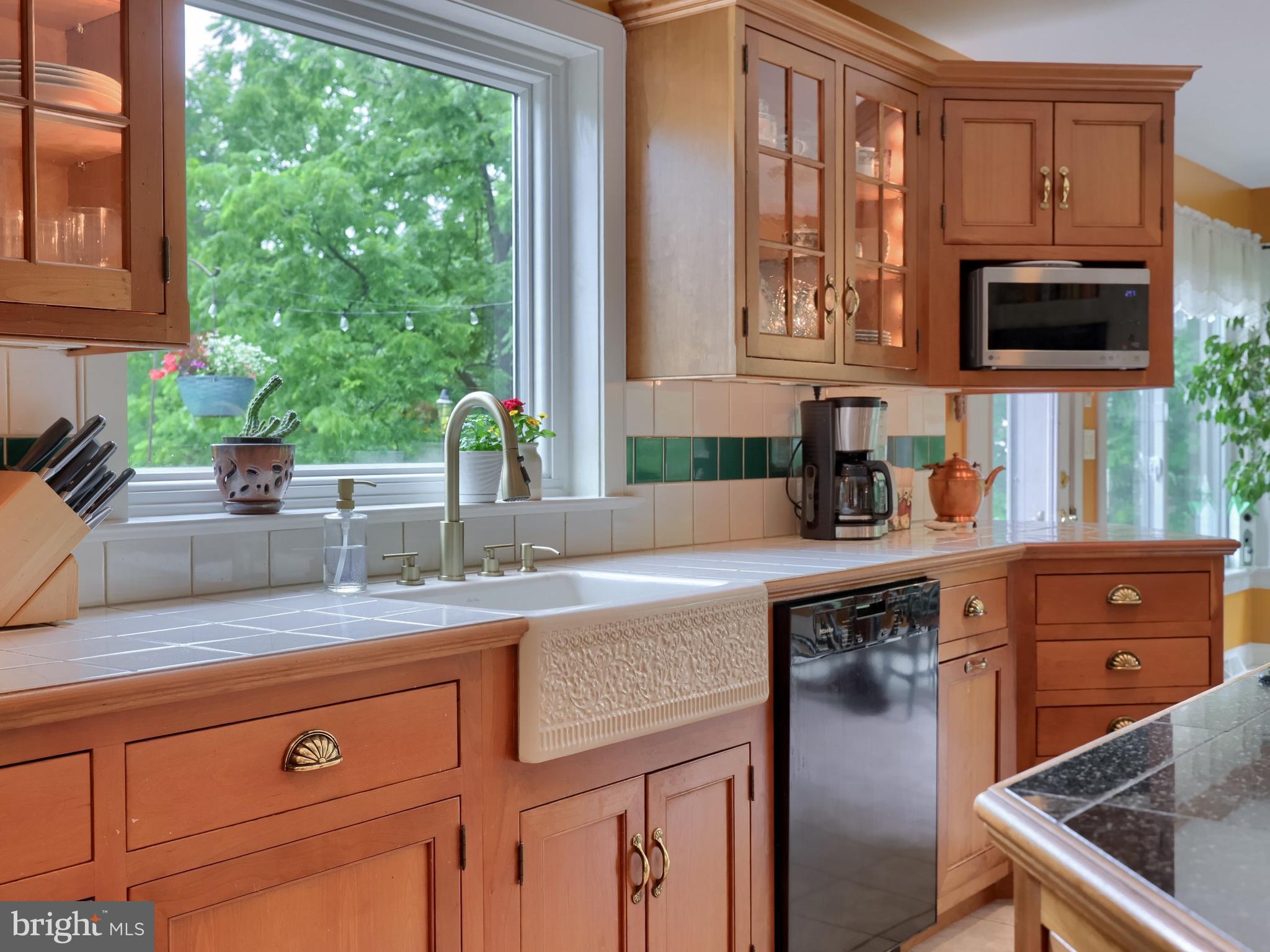 SCHOOL LANE HILLS ESTATES - Residential
