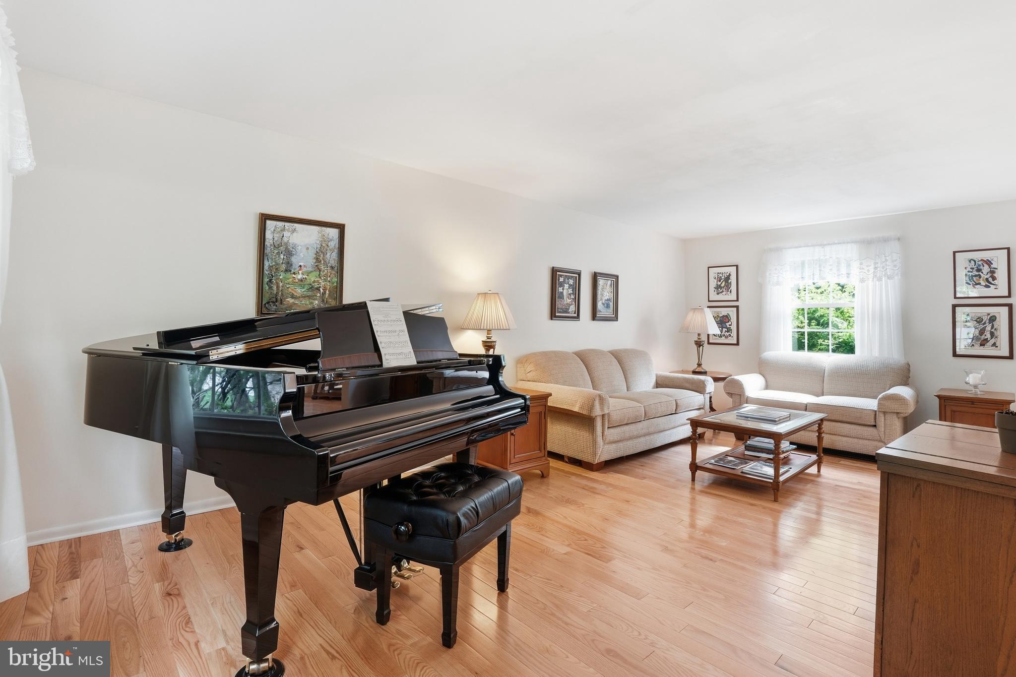 SUMMIT RIDGE - Residential