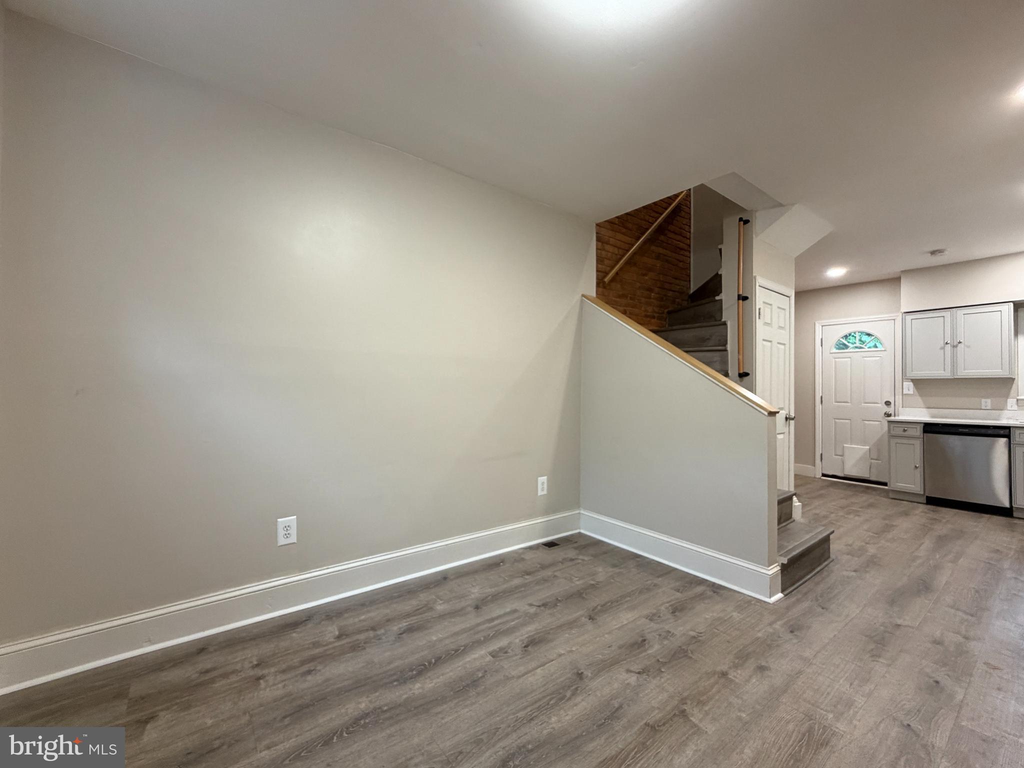 WASHINGTON VILLAGE - Residential