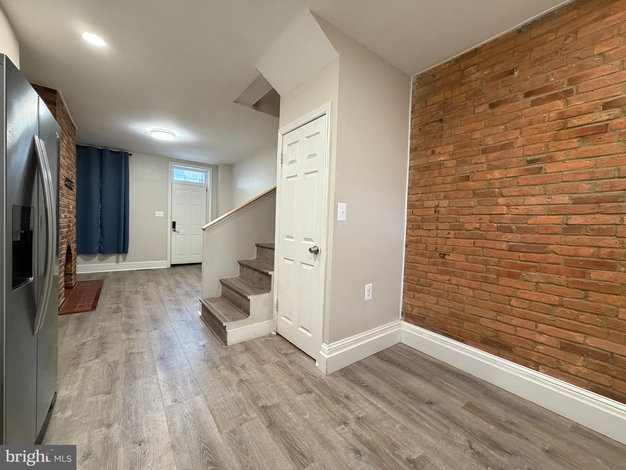 WASHINGTON VILLAGE - Residential
