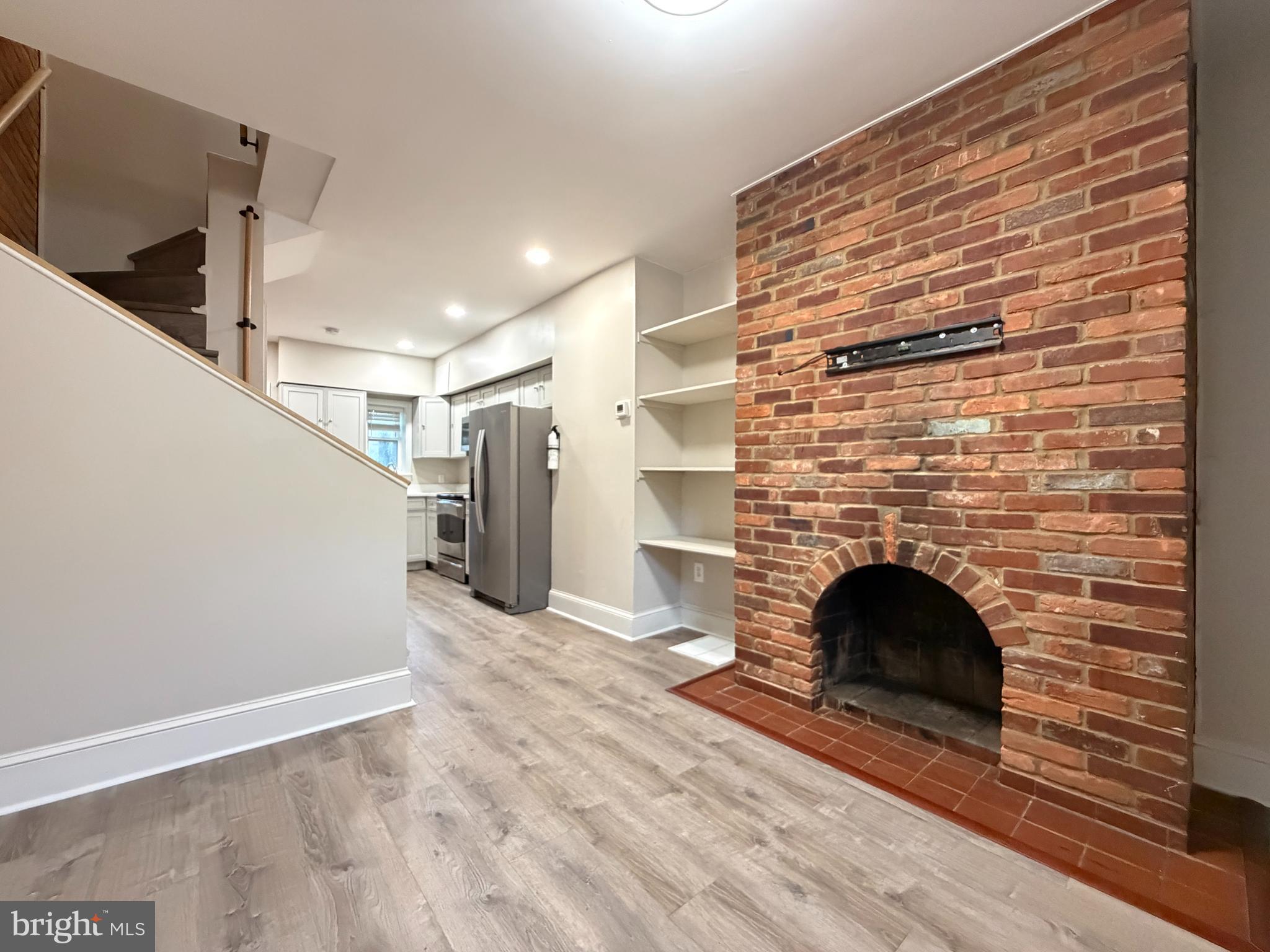 WASHINGTON VILLAGE - Residential