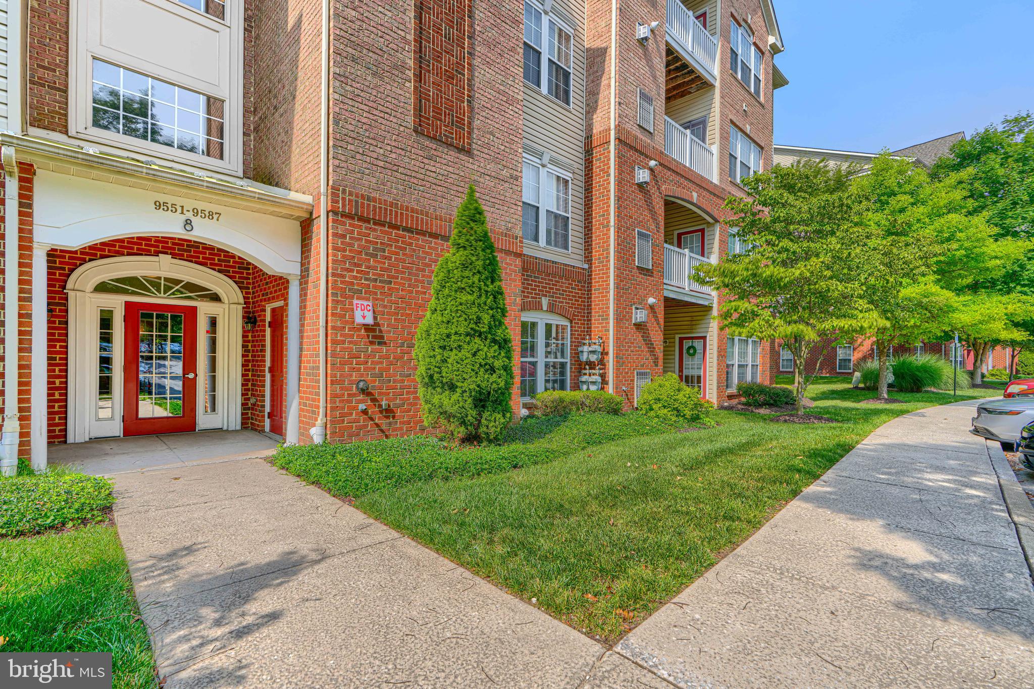 VILLAGE OF MILL RUN - Residential