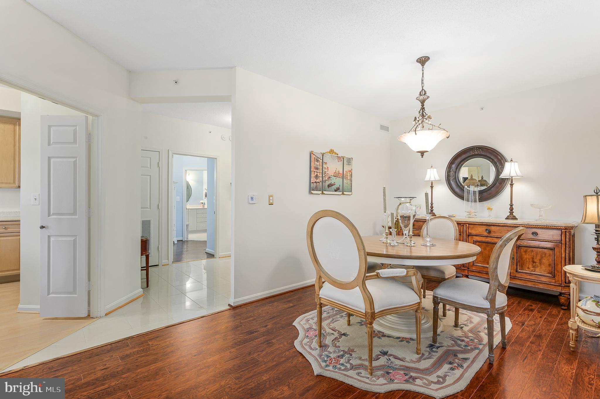 LANSDOWNE WOODS - Residential