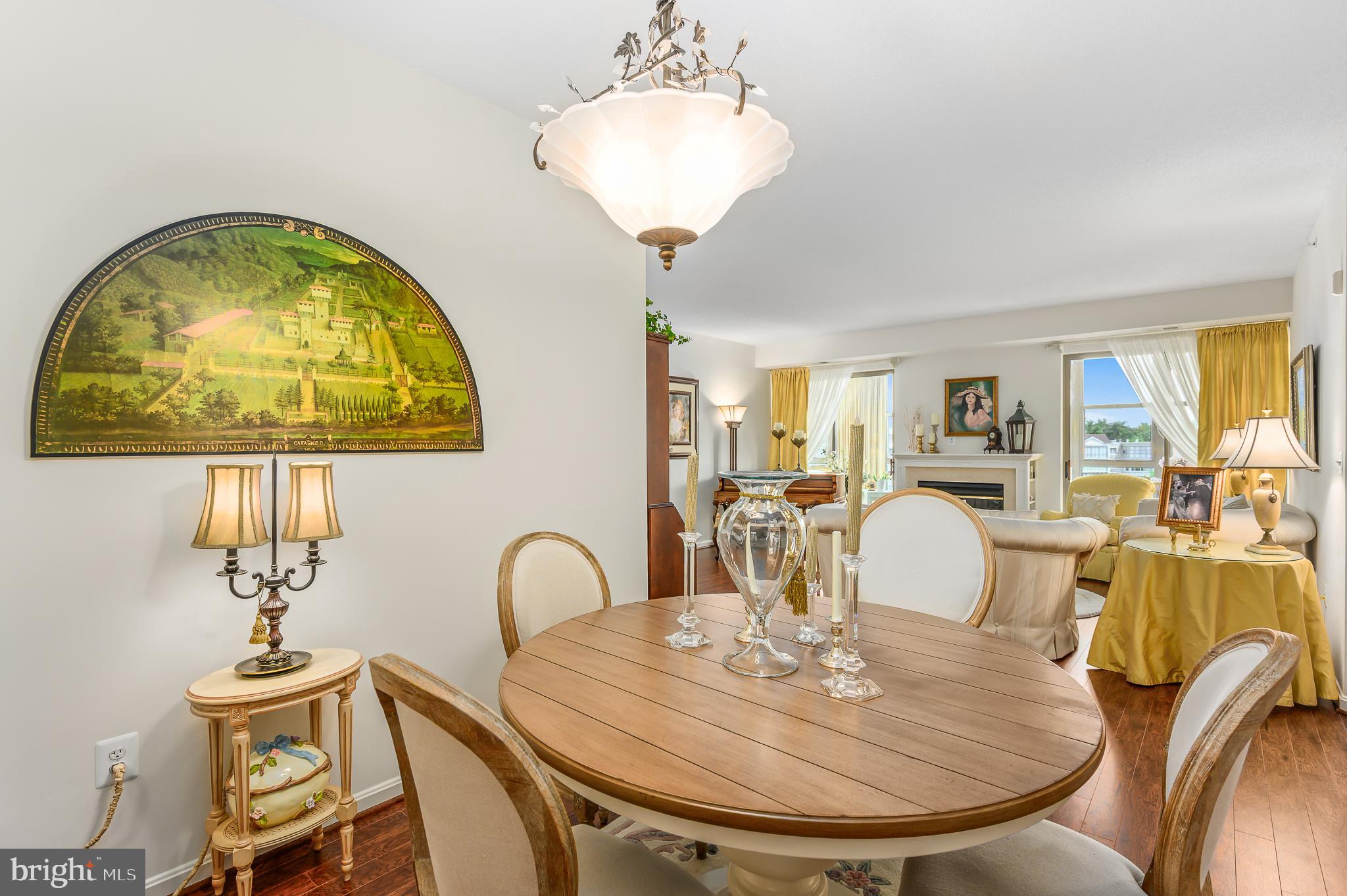 LANSDOWNE WOODS - Residential