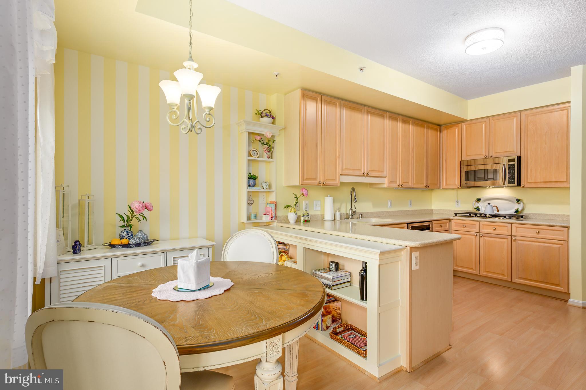 LANSDOWNE WOODS - Residential