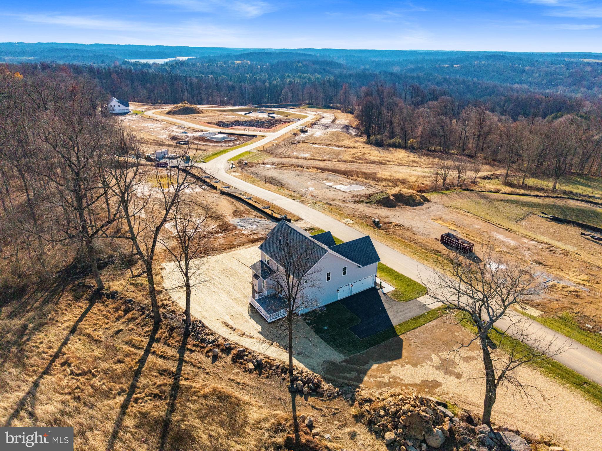 ESTATES AT STONECLIFF - Residential