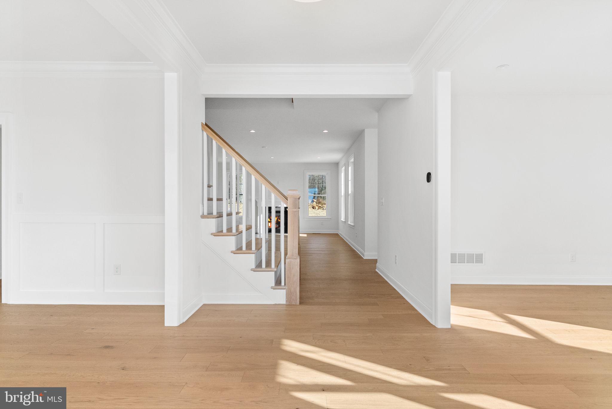 ESTATES AT STONECLIFF - Residential