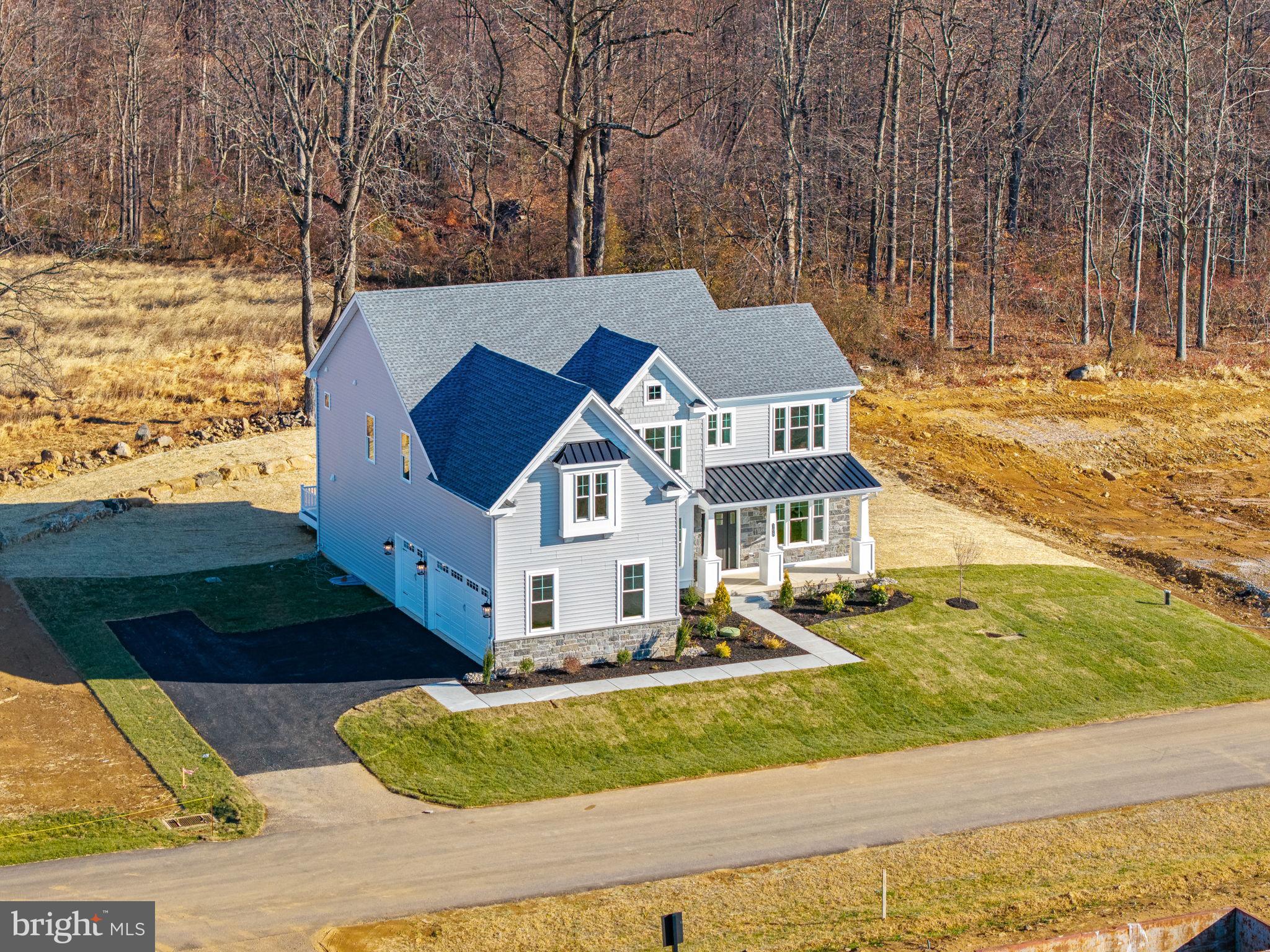 ESTATES AT STONECLIFF - Residential