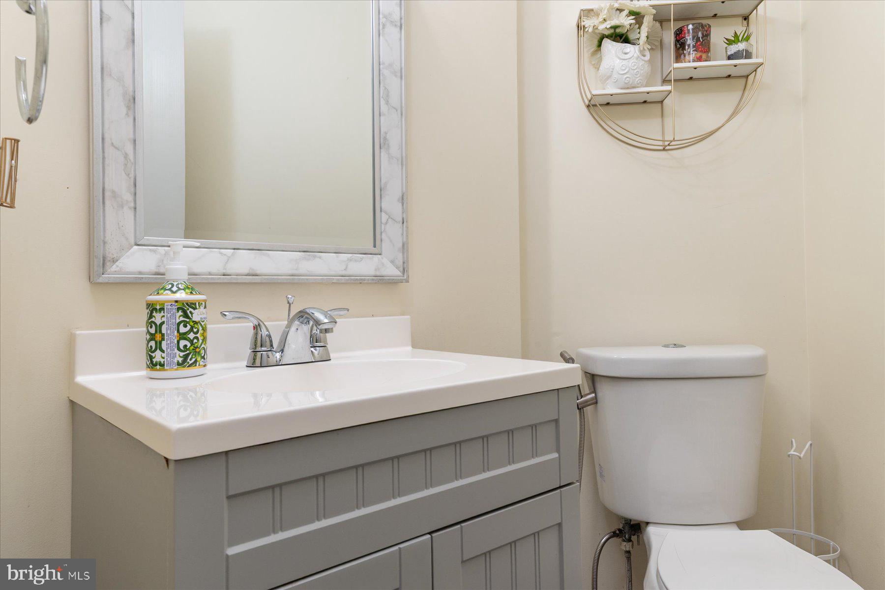 RESIDENCES AT QUARRY PLACE - Residential