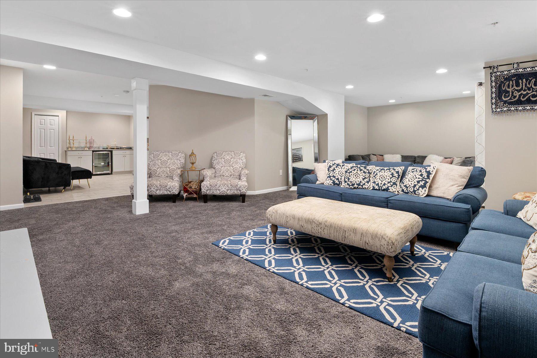 RESIDENCES AT QUARRY PLACE - Residential