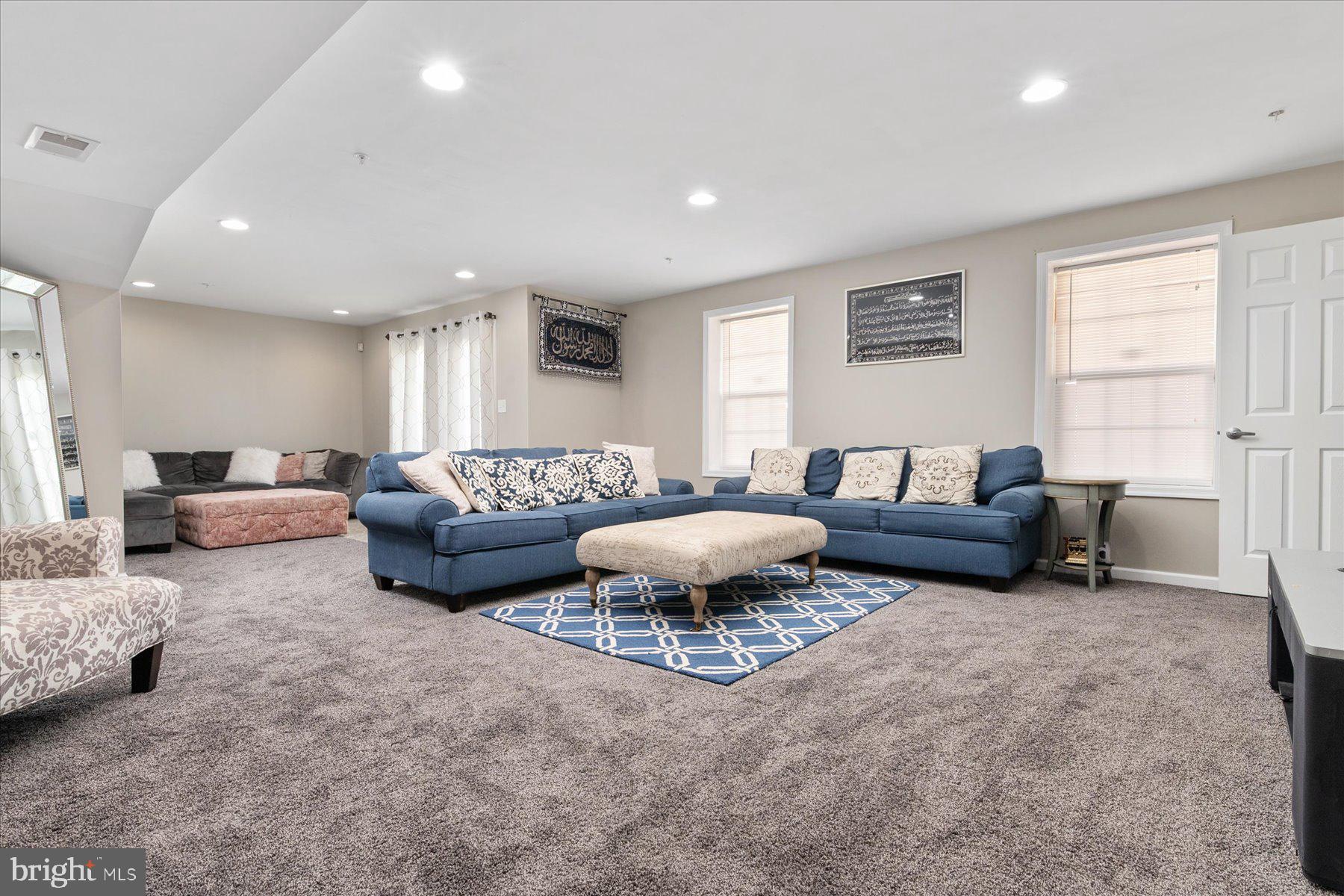 RESIDENCES AT QUARRY PLACE - Residential