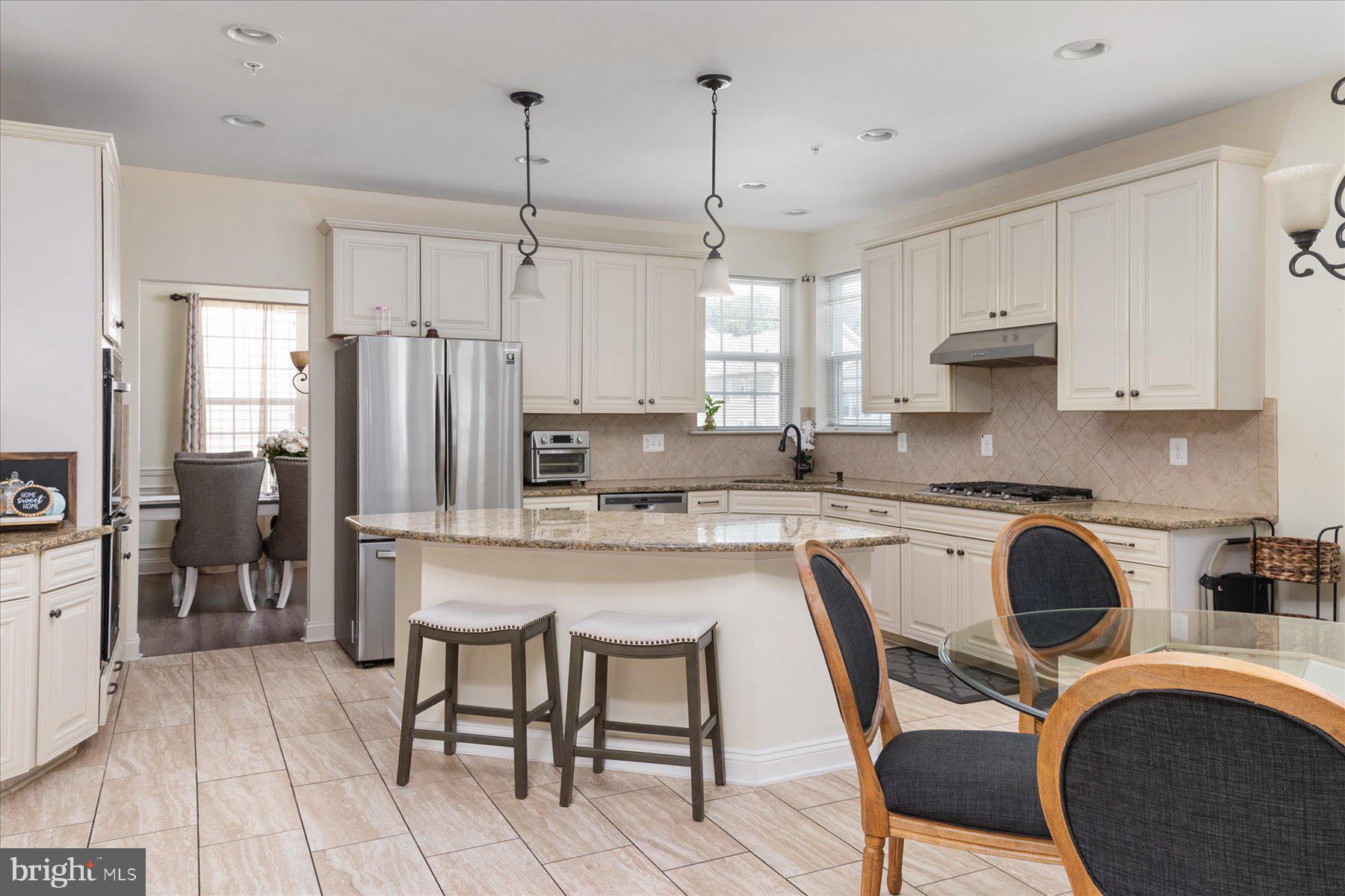 RESIDENCES AT QUARRY PLACE - Residential