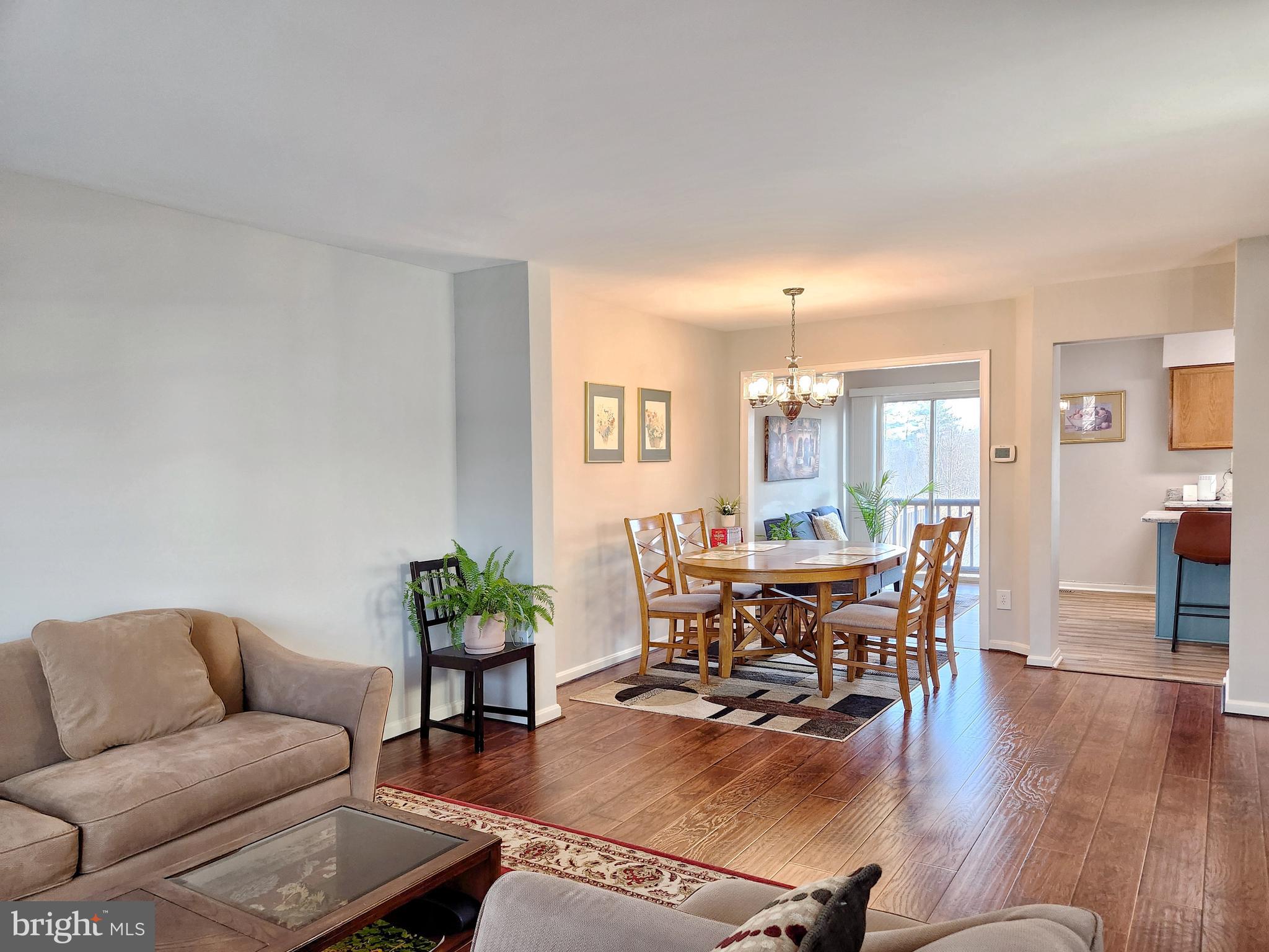 PARADISE - Residential Lease