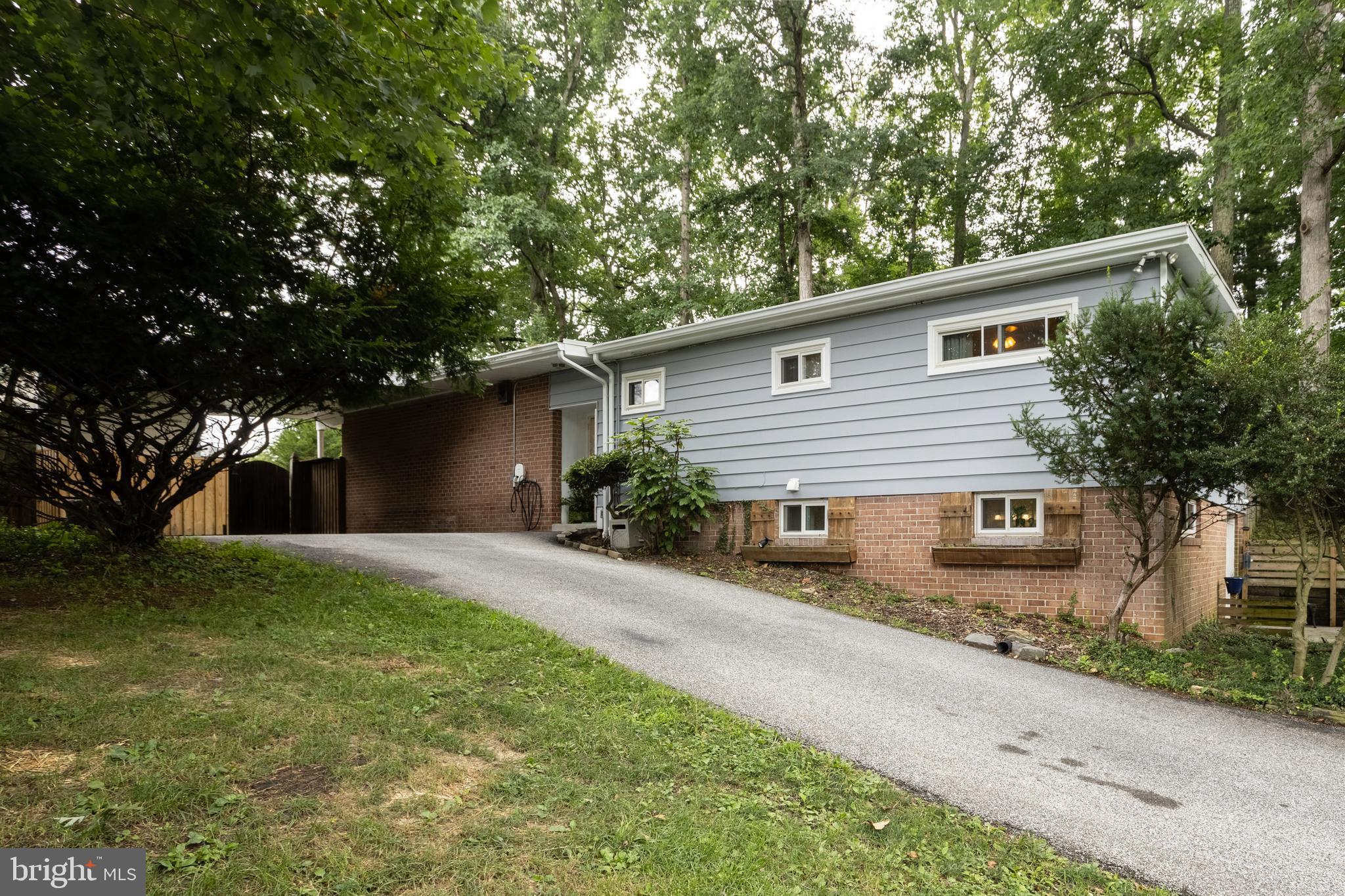 MIDFIELD - Residential