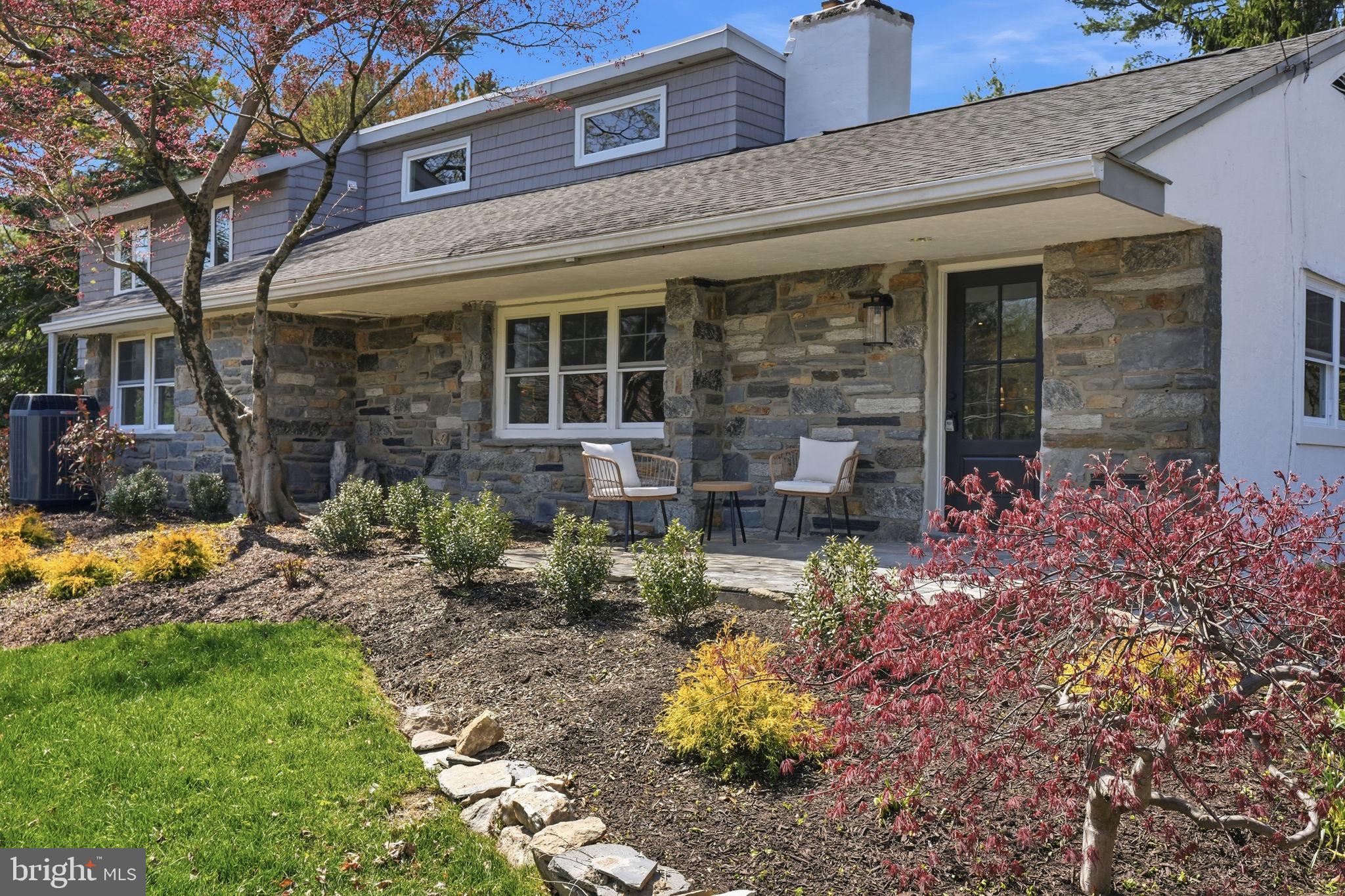 YORKTOWN CROSSING - Residential