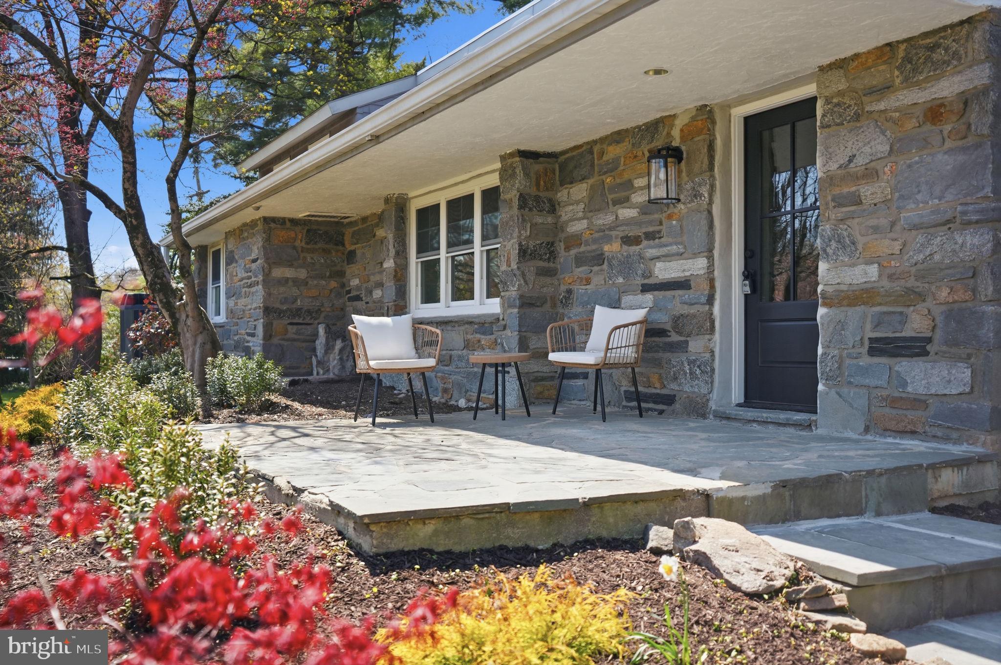 YORKTOWN CROSSING - Residential